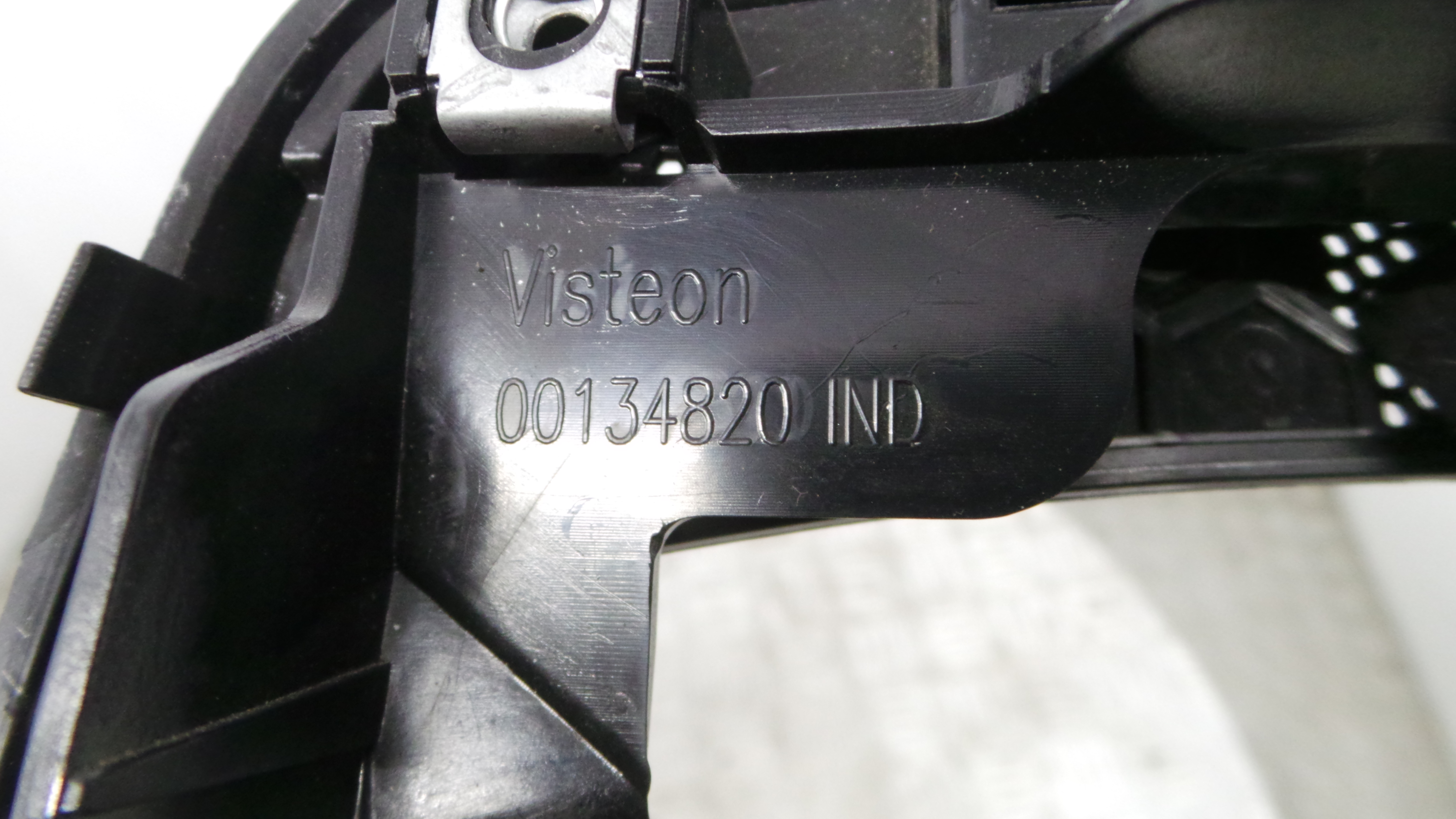 Aro Consola Central 681046679R - RENAULT CLIO IV (BH_)-36929474