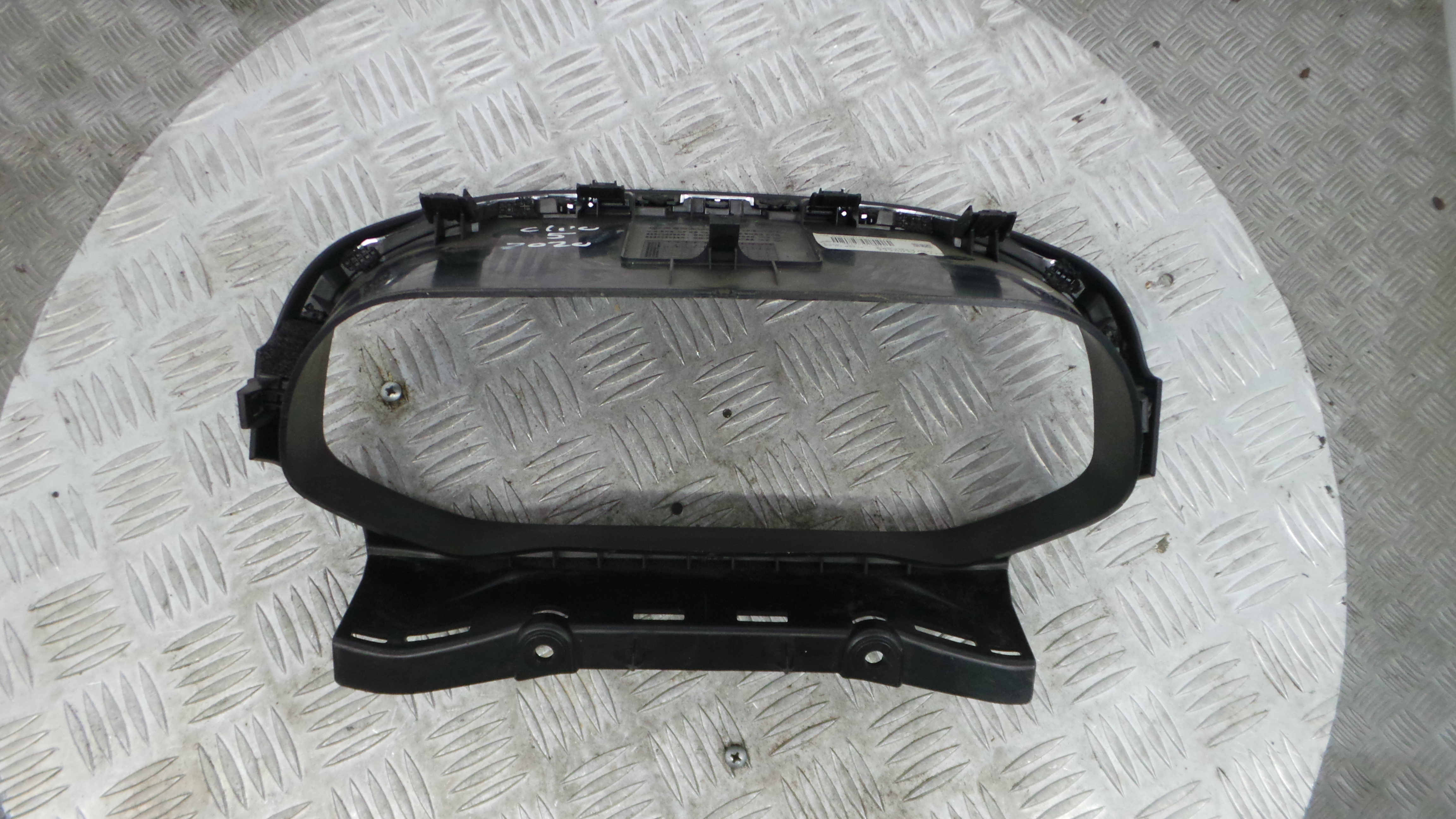 Aro de Quadrante 682404332R - RENAULT CLIO V (B7_)-36929530