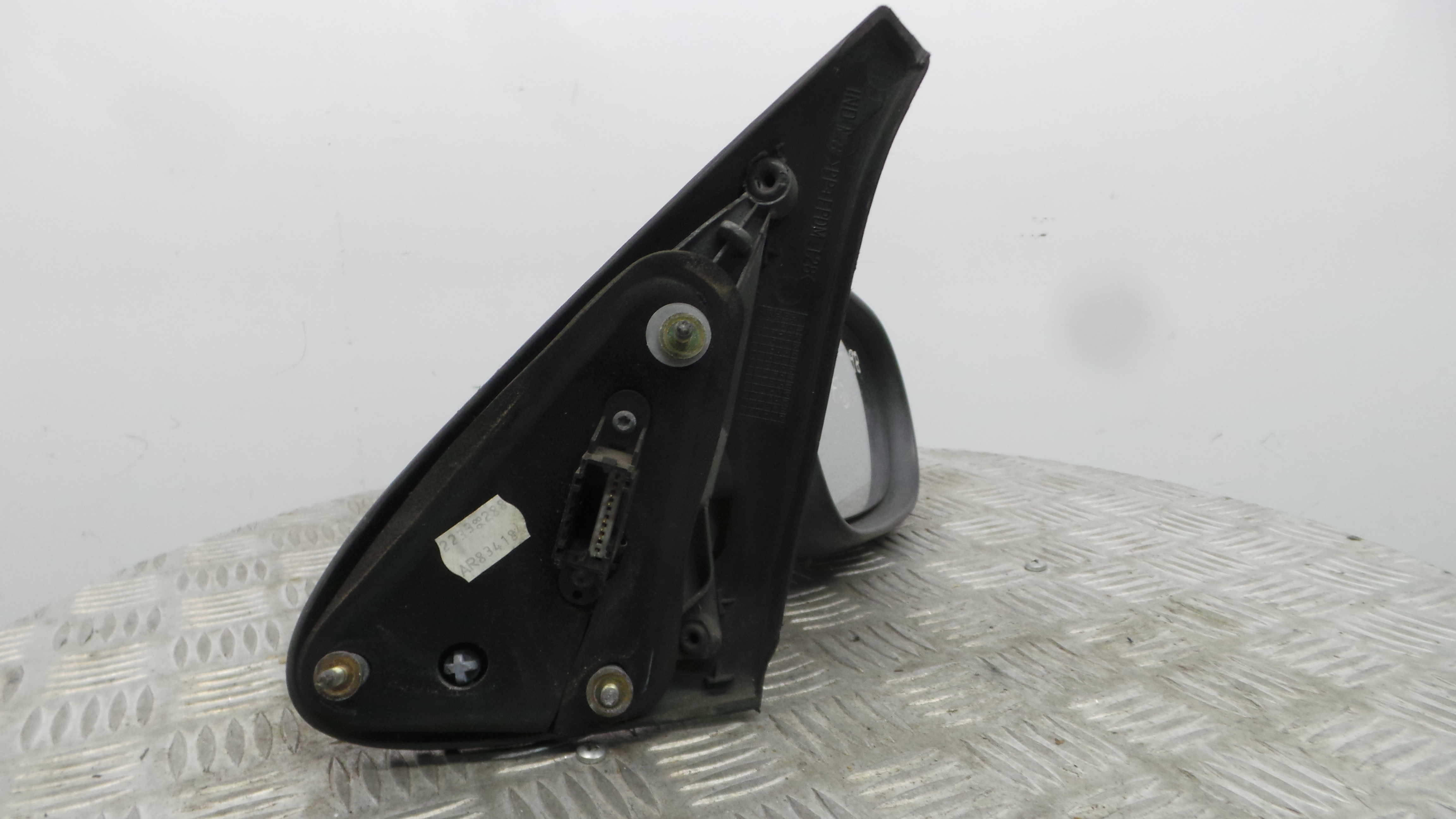 Espelho Retrovisor Dto 7700834184 - RENAULT MEGANE I (BA0/1_)-36931707