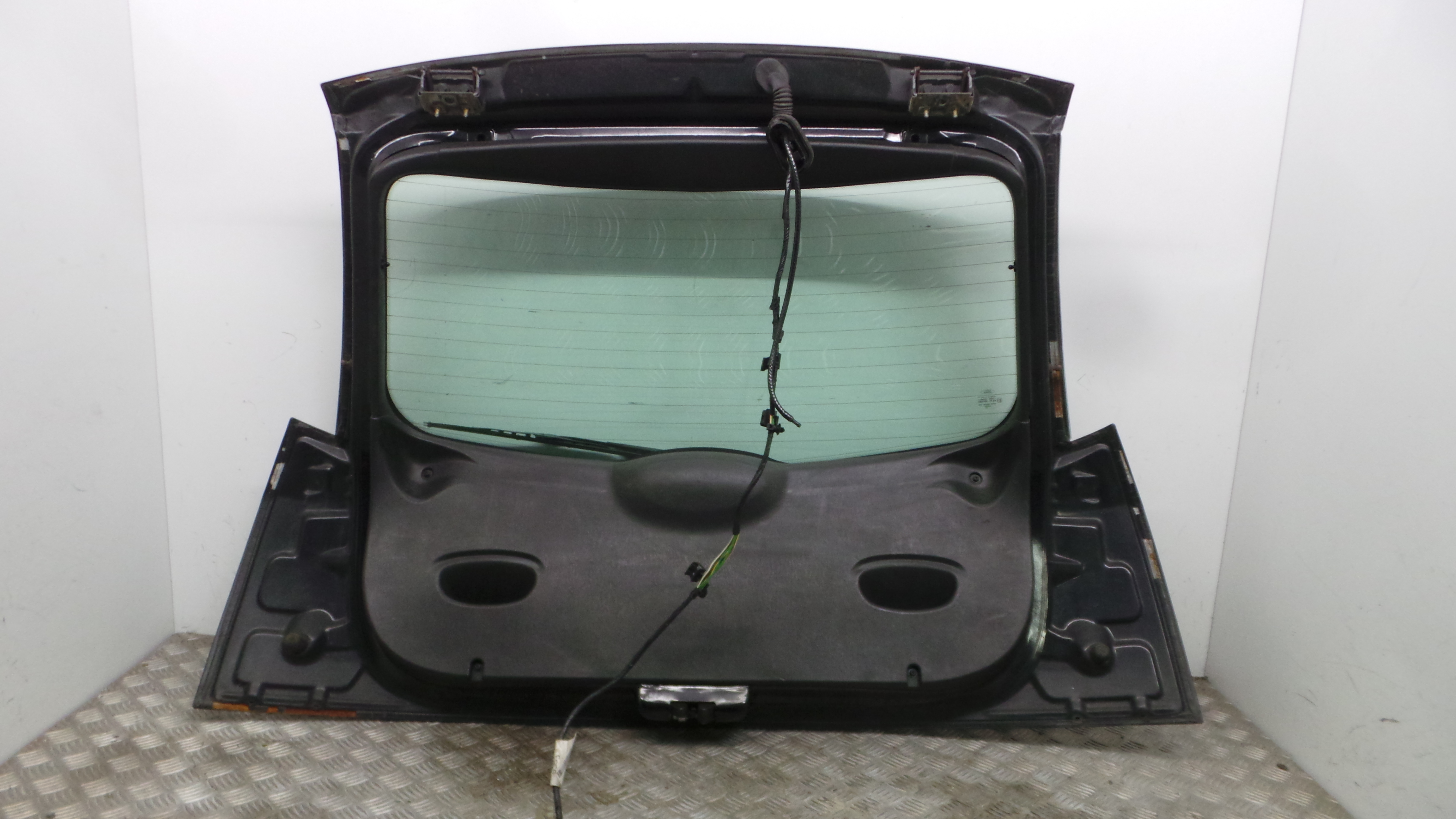 Tampa da Mala 1430141 - FORD FOCUS I (DAW, DBW)-37035377