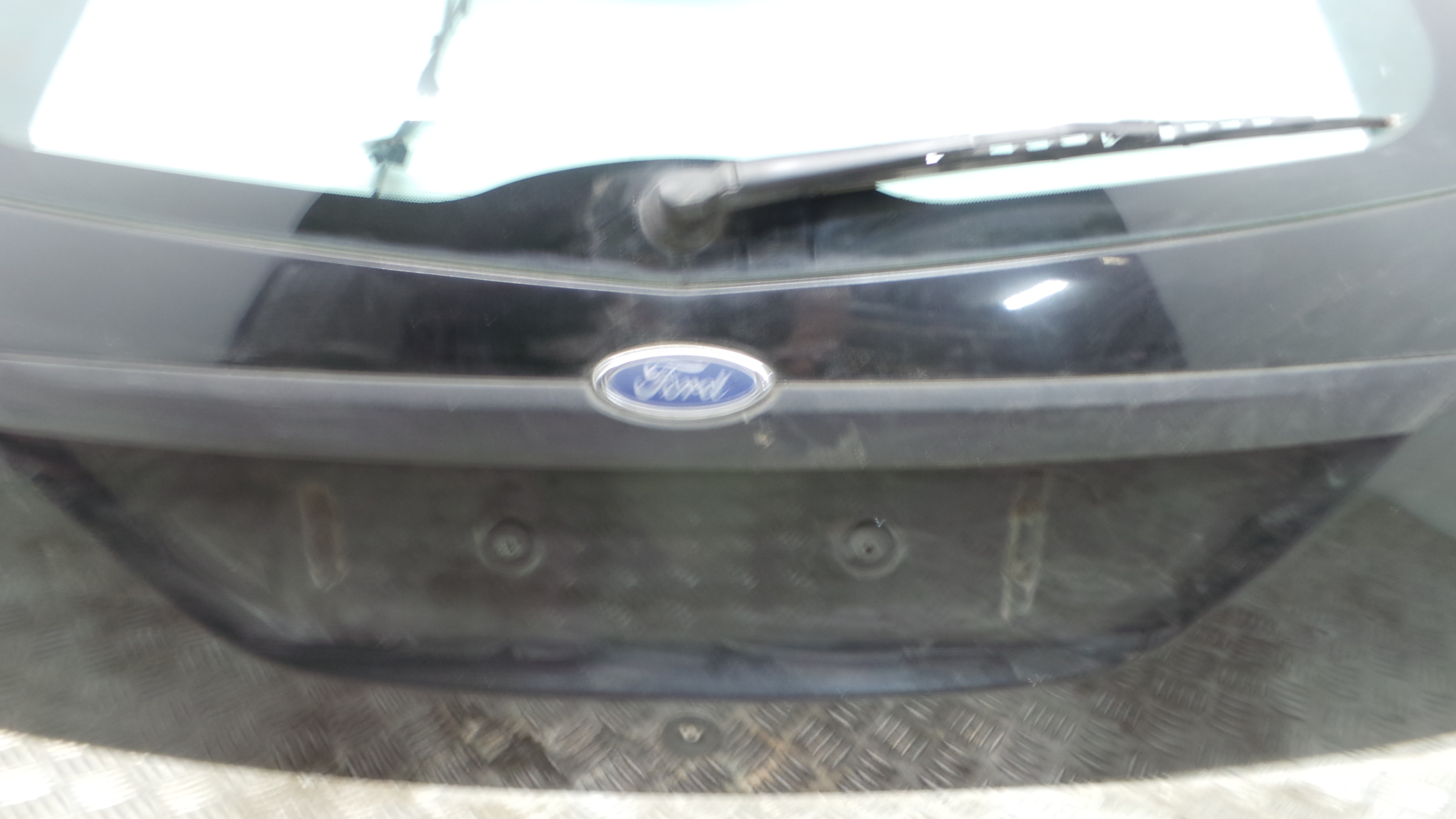 Puxador Exterior da Tampa da Mala 1317167 - FORD FOCUS I (DAW, DBW)-37035386