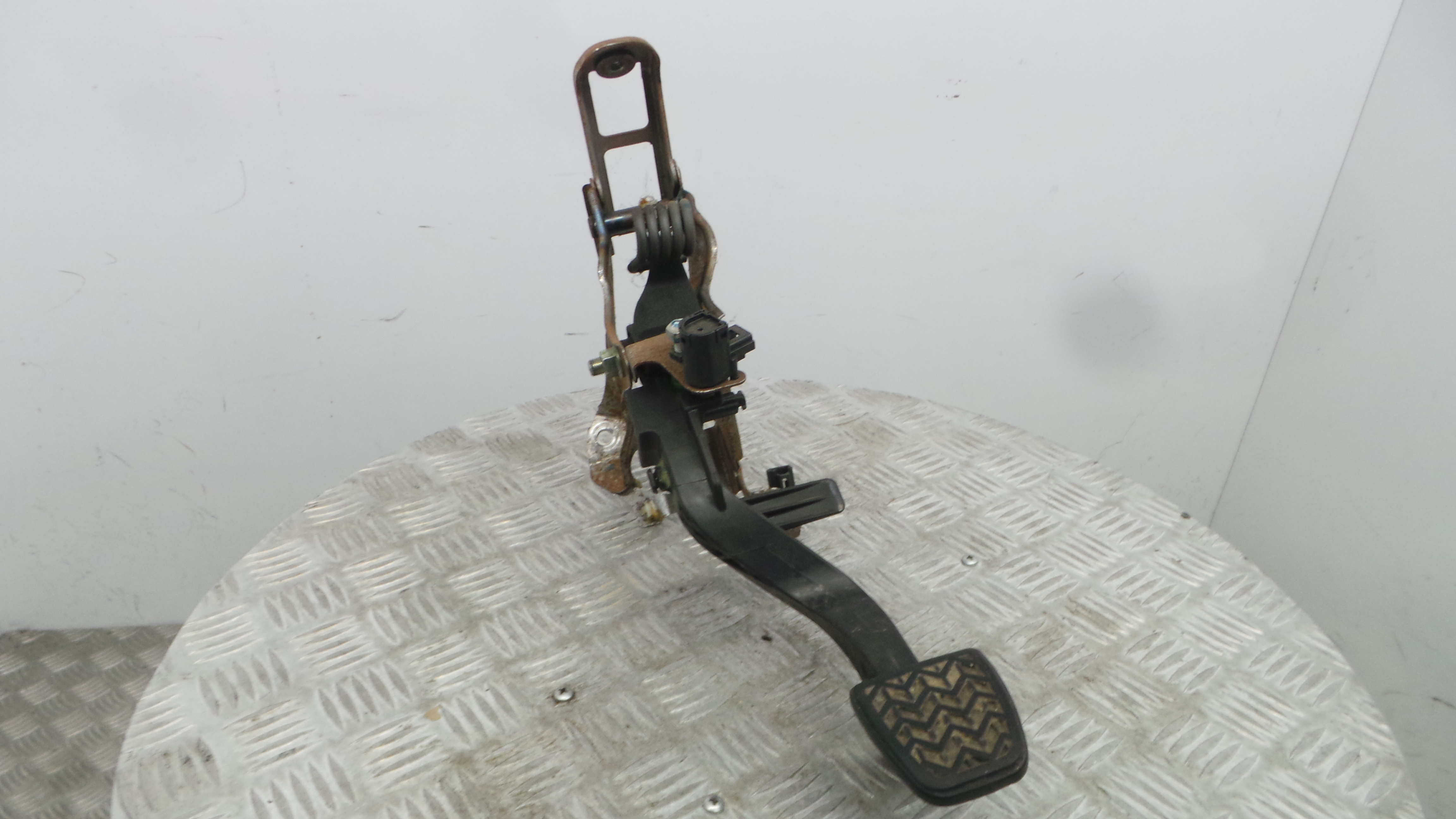 Pedal do Travão 47101-0D080 - TOYOTA YARIS (_P9_), YARIS/VITZ (_P9_)-37035580