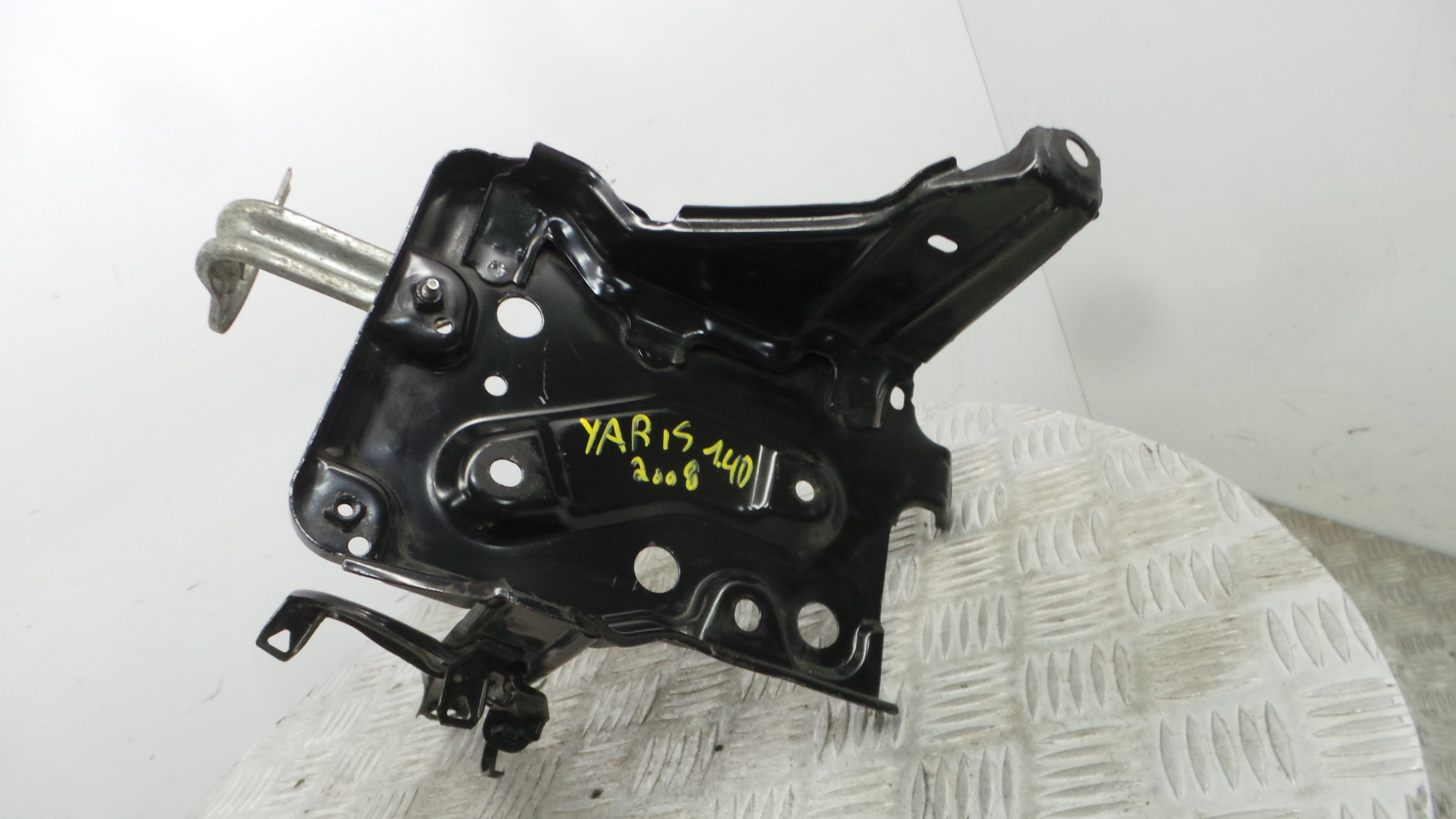Base da Bateria  - TOYOTA YARIS (_P9_), YARIS/VITZ (_P9_)-37035672