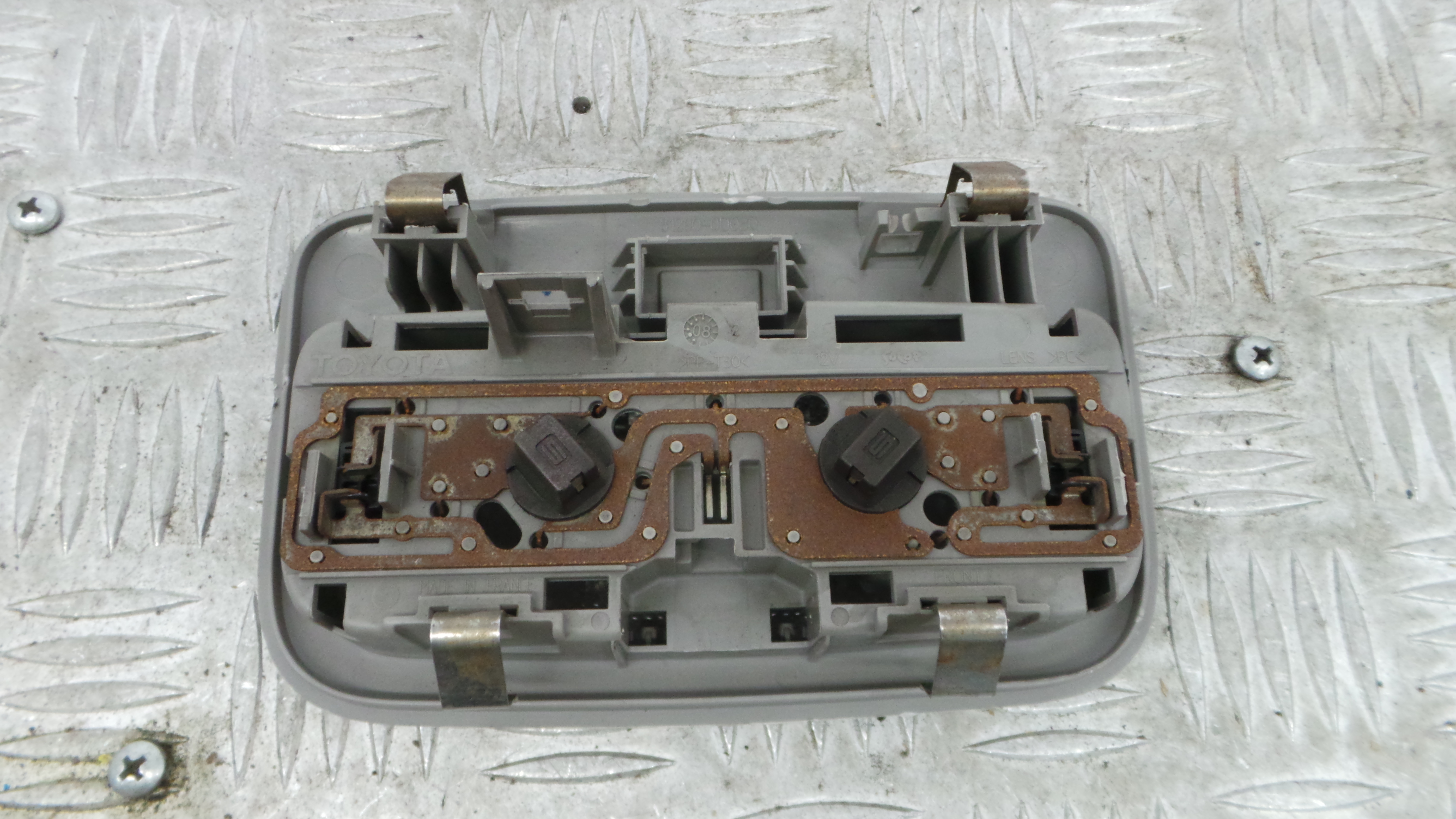 Plafonier Teto 81260-0D030 - TOYOTA YARIS (_P9_), YARIS/VITZ (_P9_)-37035725