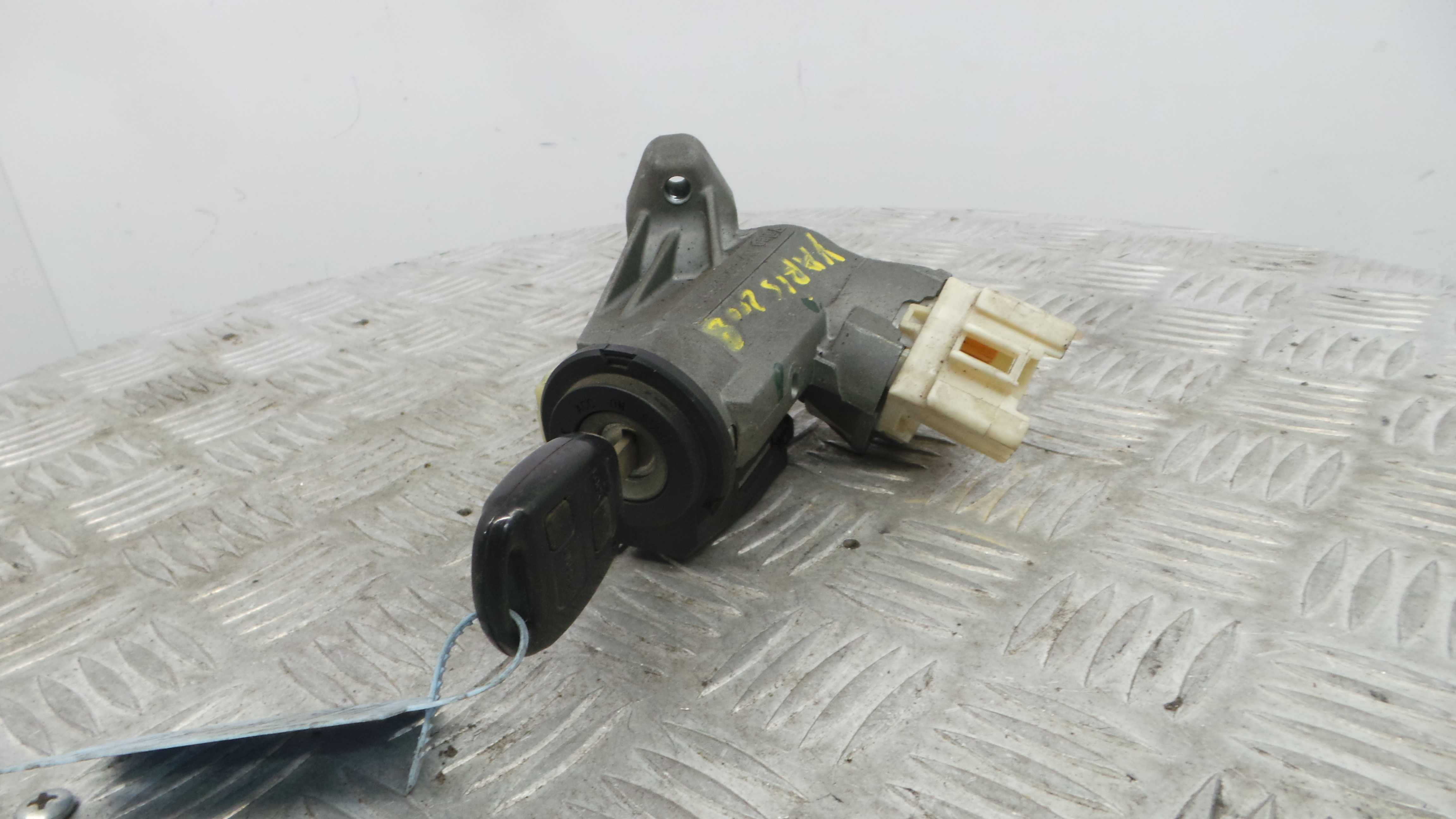 Canhão de ignição N0502241/256B - TOYOTA YARIS (_P9_), YARIS/VITZ (_P9_)-37035848