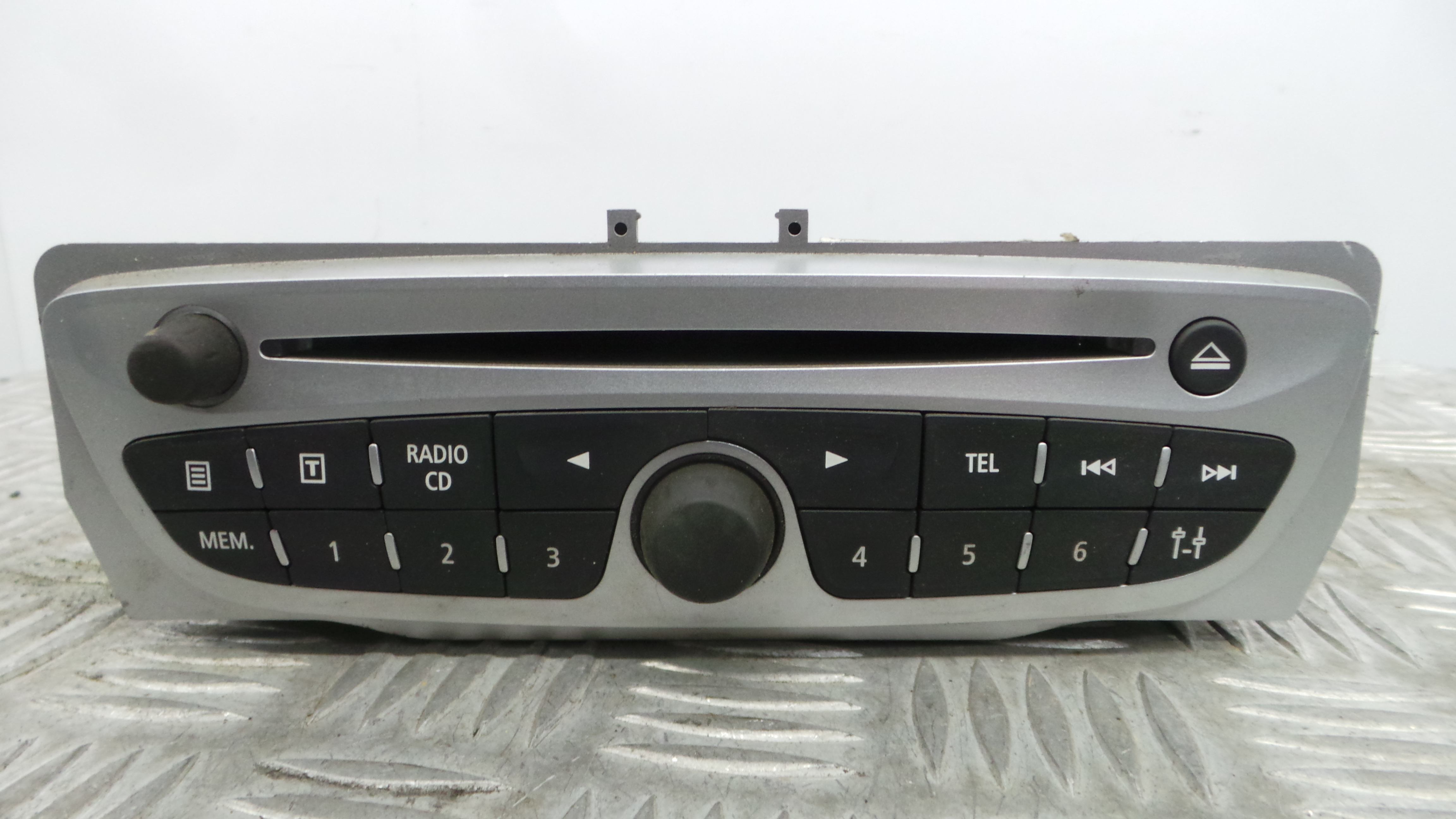 Auto-rádios 281159389R - RENAULT MEGANE III Hatchback (BZ0/1_, B3_)-37036893
