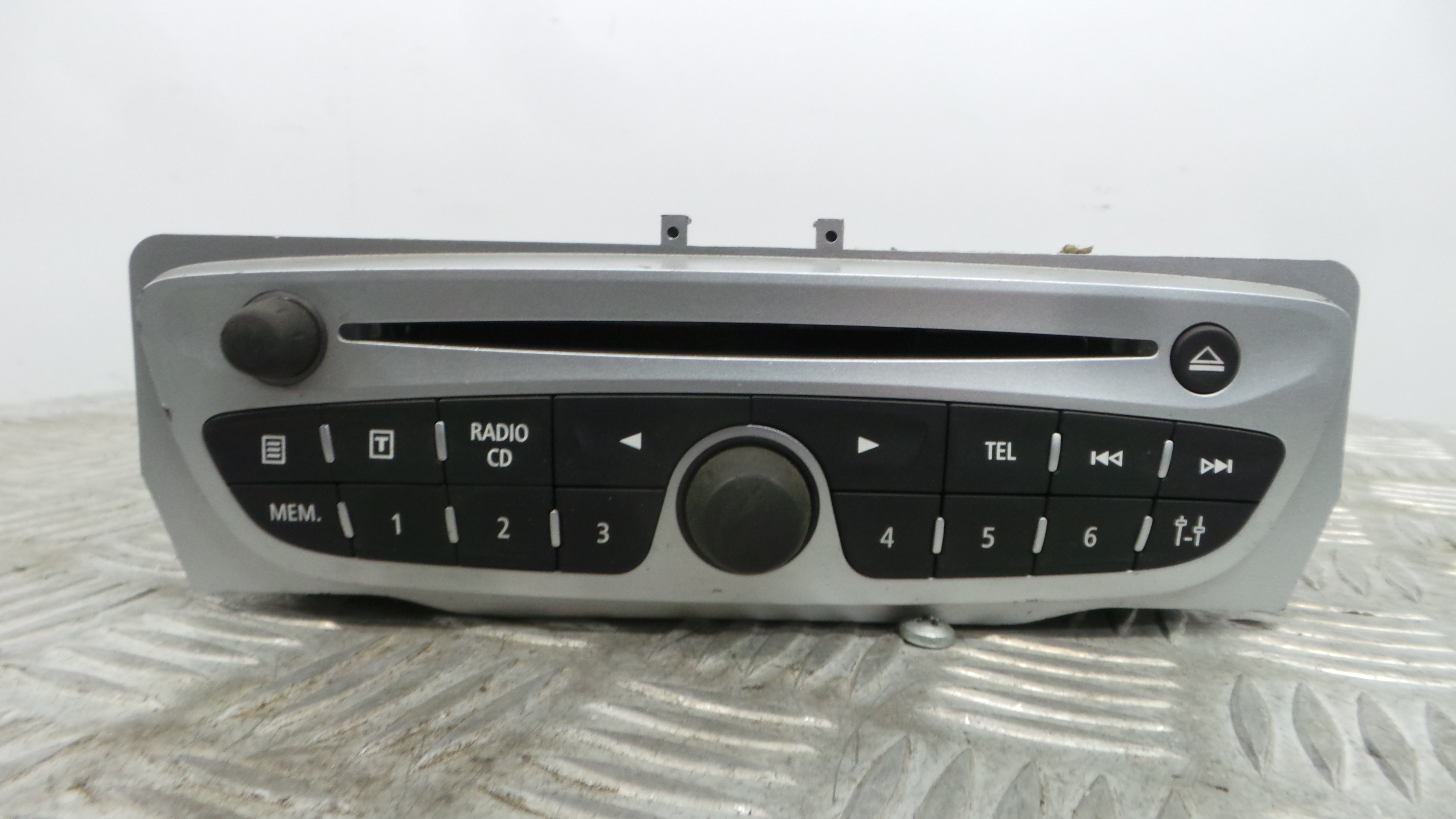 Auto-rádios 281159389R - RENAULT MEGANE III Hatchback (BZ0/1_, B3_)-37036921