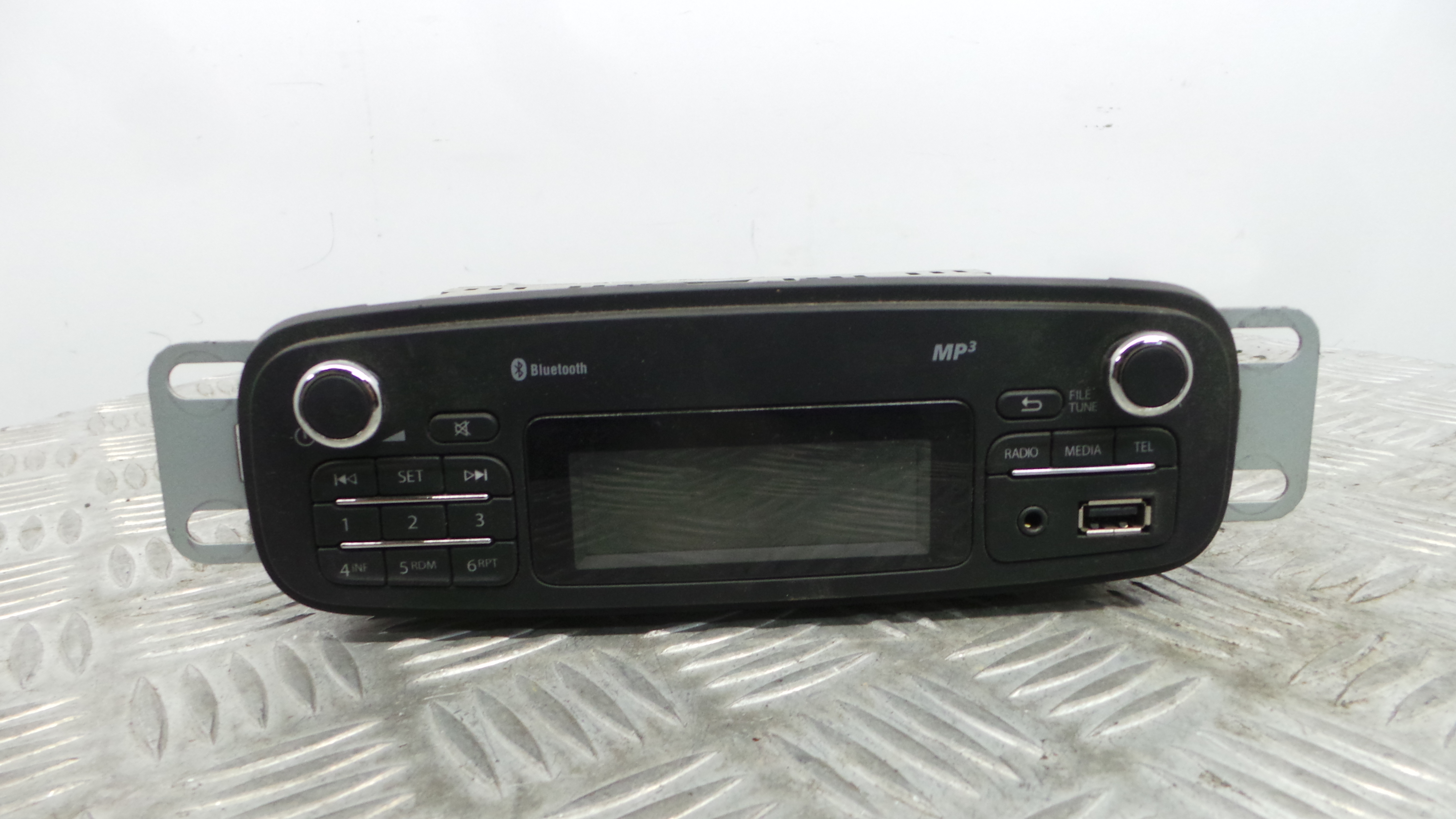 Auto-rádios 281152874R - RENAULT CLIO IV (BH_)-37036942