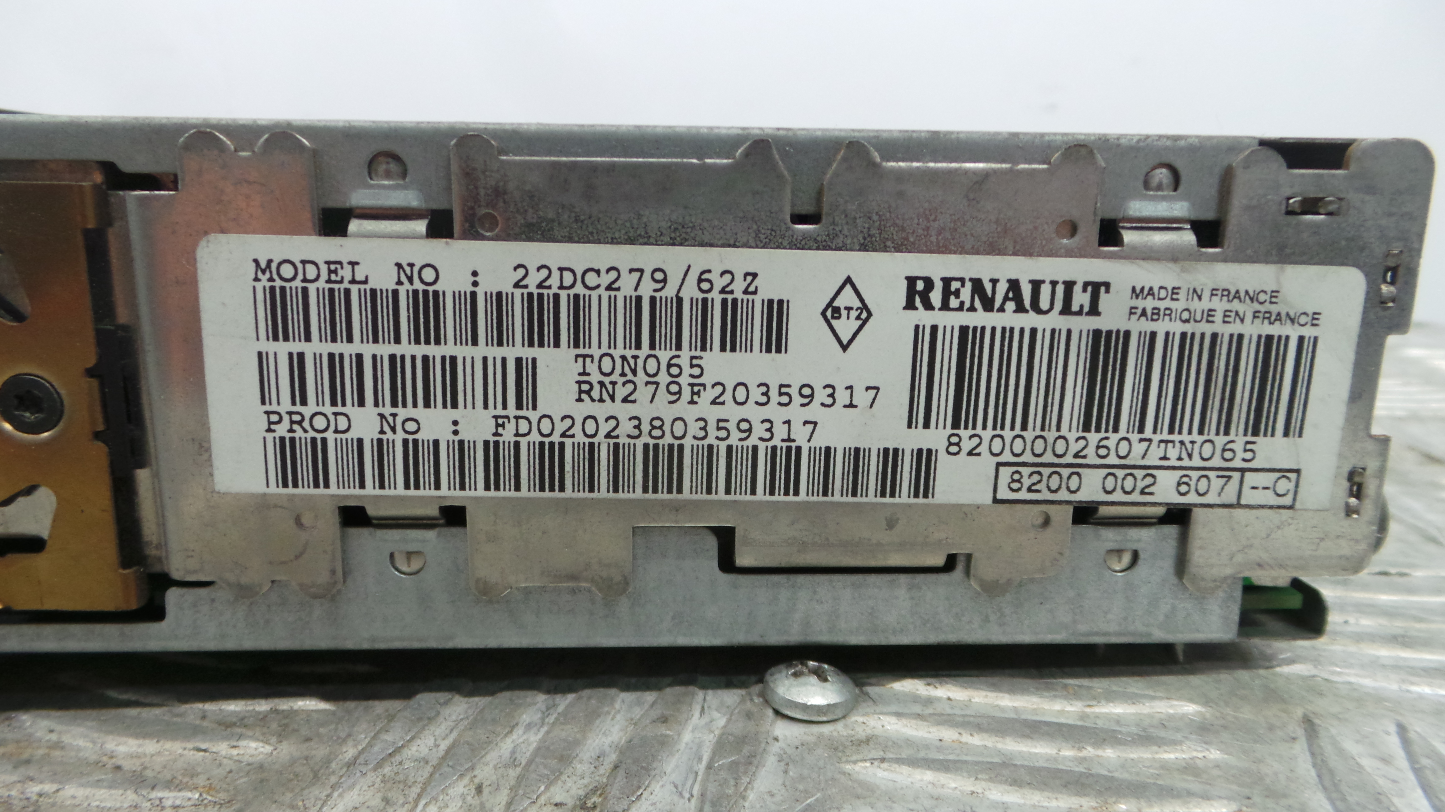 Auto-rádios 8200002607C - RENAULT LAGUNA II (BG0/1_)-37037255