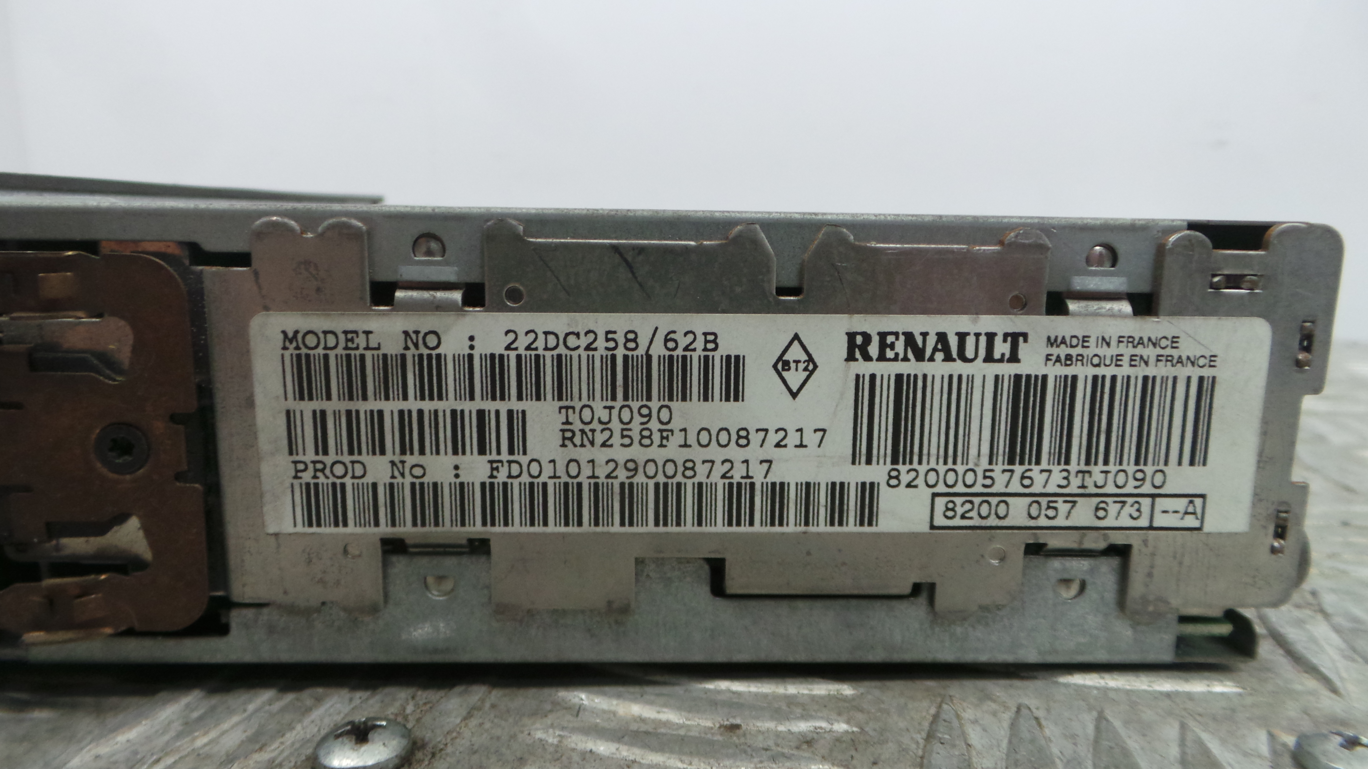 Auto-rádios 8200057673A - RENAULT CLIO II (BB_, CB_), CLIO Mk II (BB_, CB_)-37037271