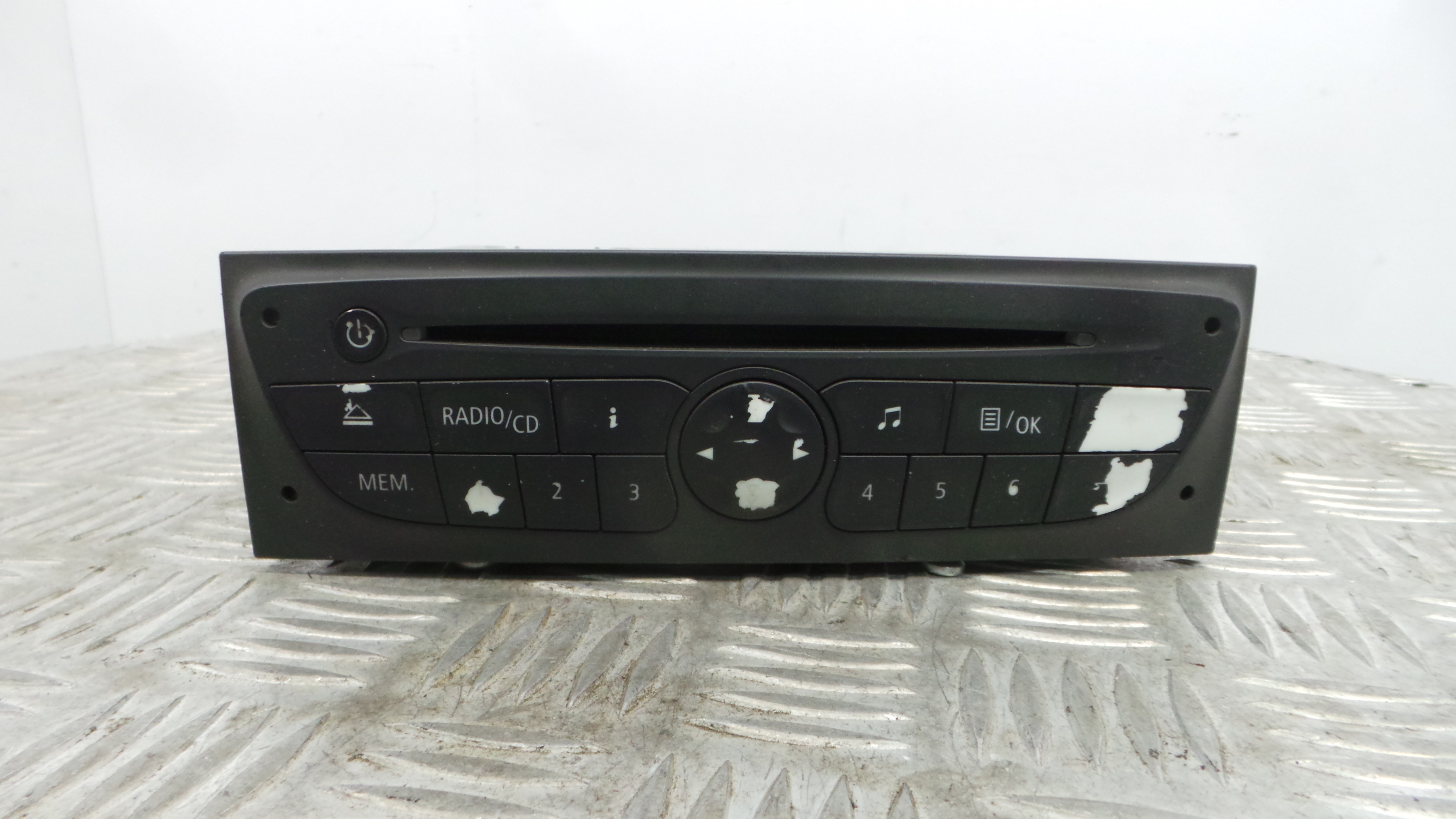 Auto-rádios 281150038RC - RENAULT CLIO III (BR0/1, CR0/1)-37037298