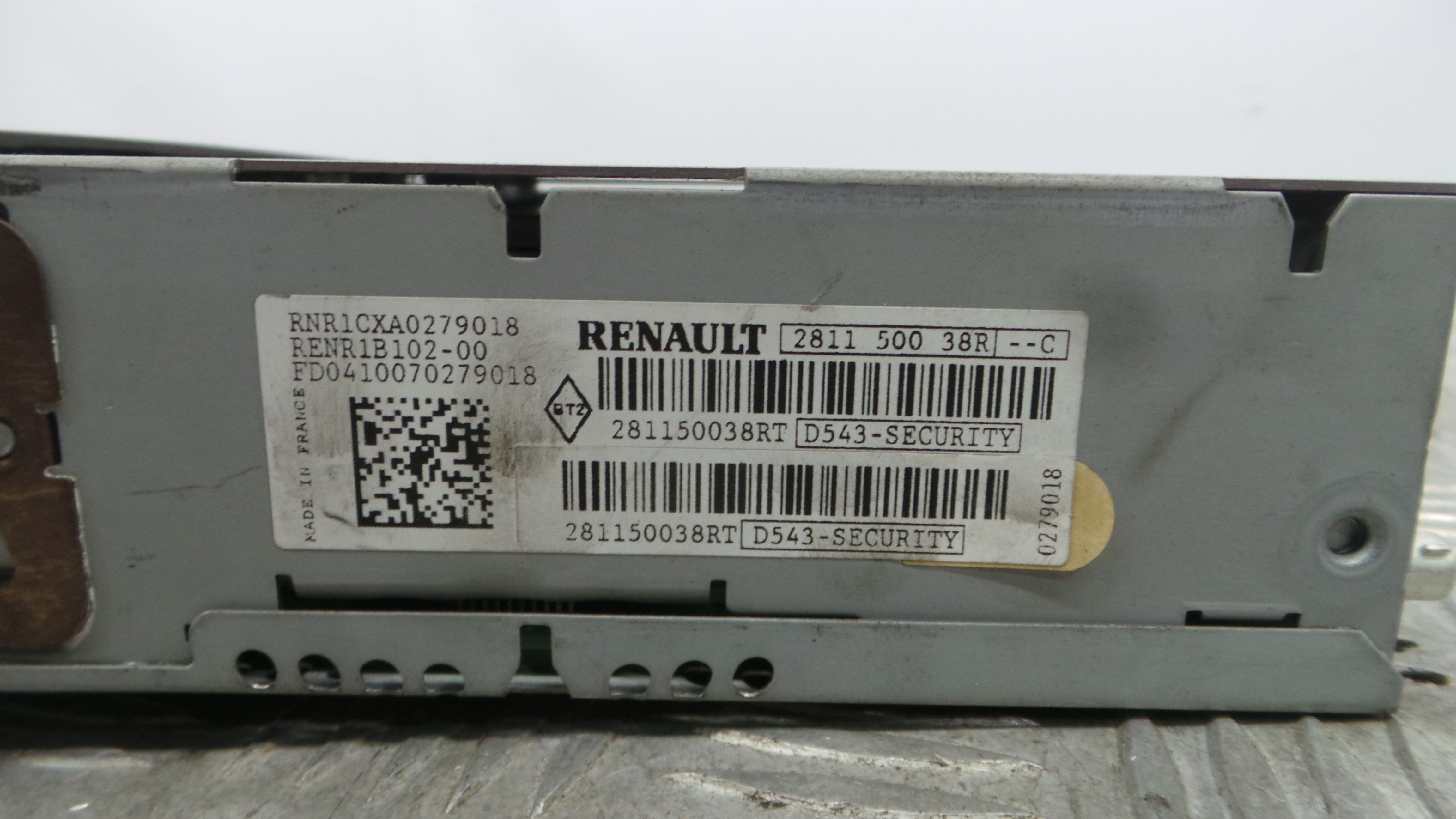 Auto-rádios 281150038RC - RENAULT CLIO III (BR0/1, CR0/1)-37037298