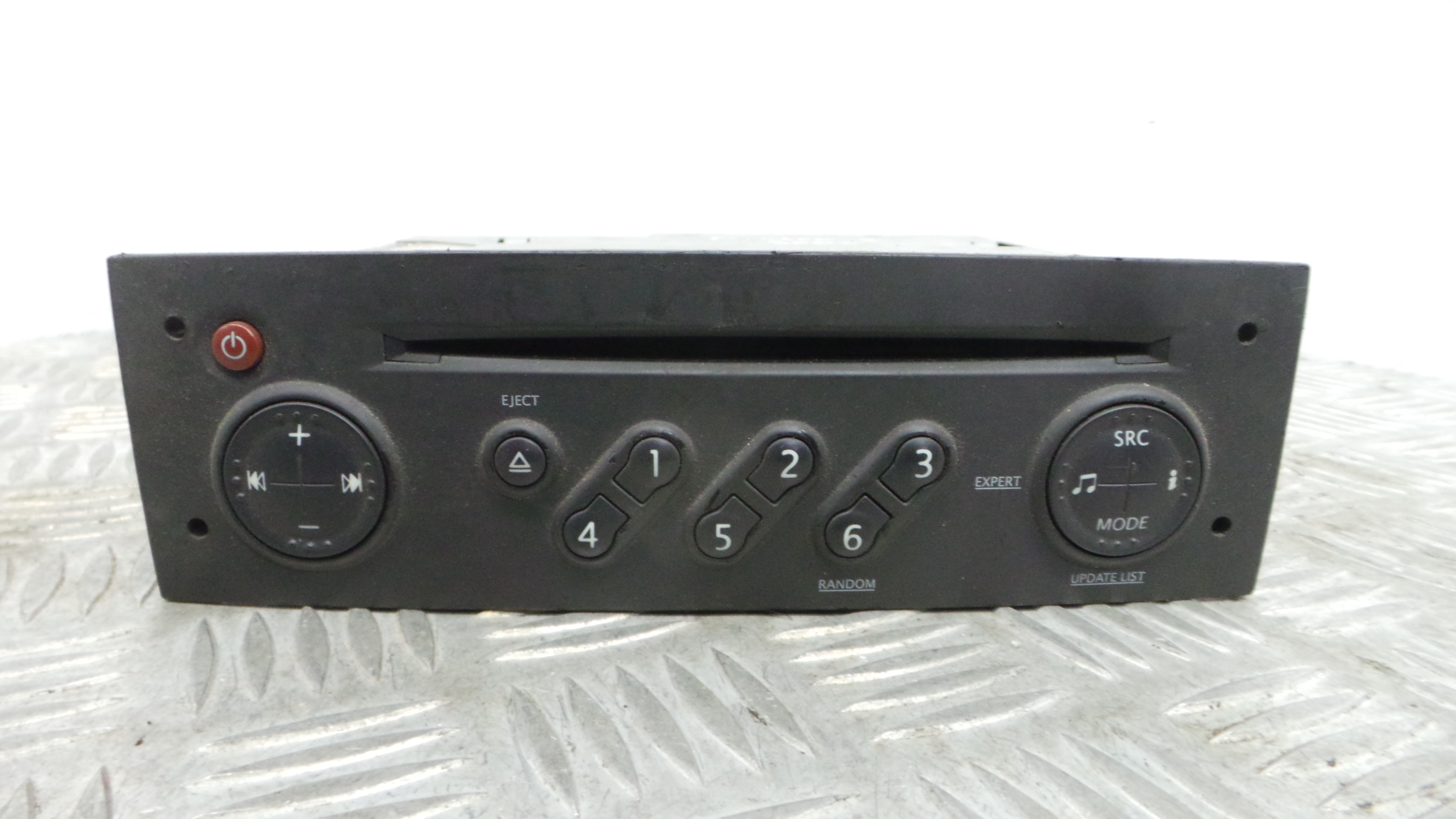Auto-rádios 8200483757 - RENAULT CLIO III (BR0/1, CR0/1)-37037323