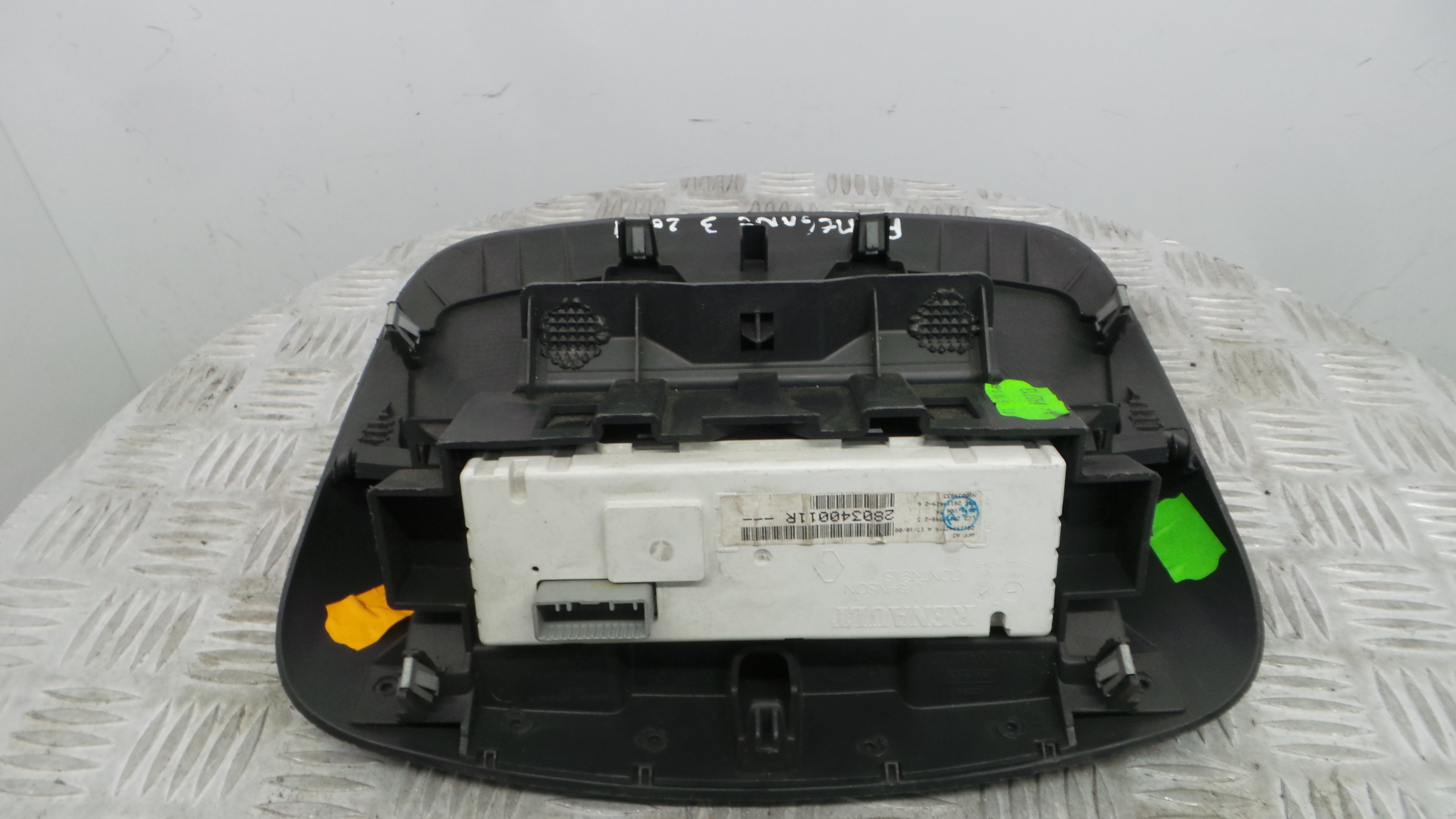 Display do Ar Condicionado / Rádio / GPS / DVD 280340011R - RENAULT MEGANE III Hatchback (BZ0/1_, B-37037335