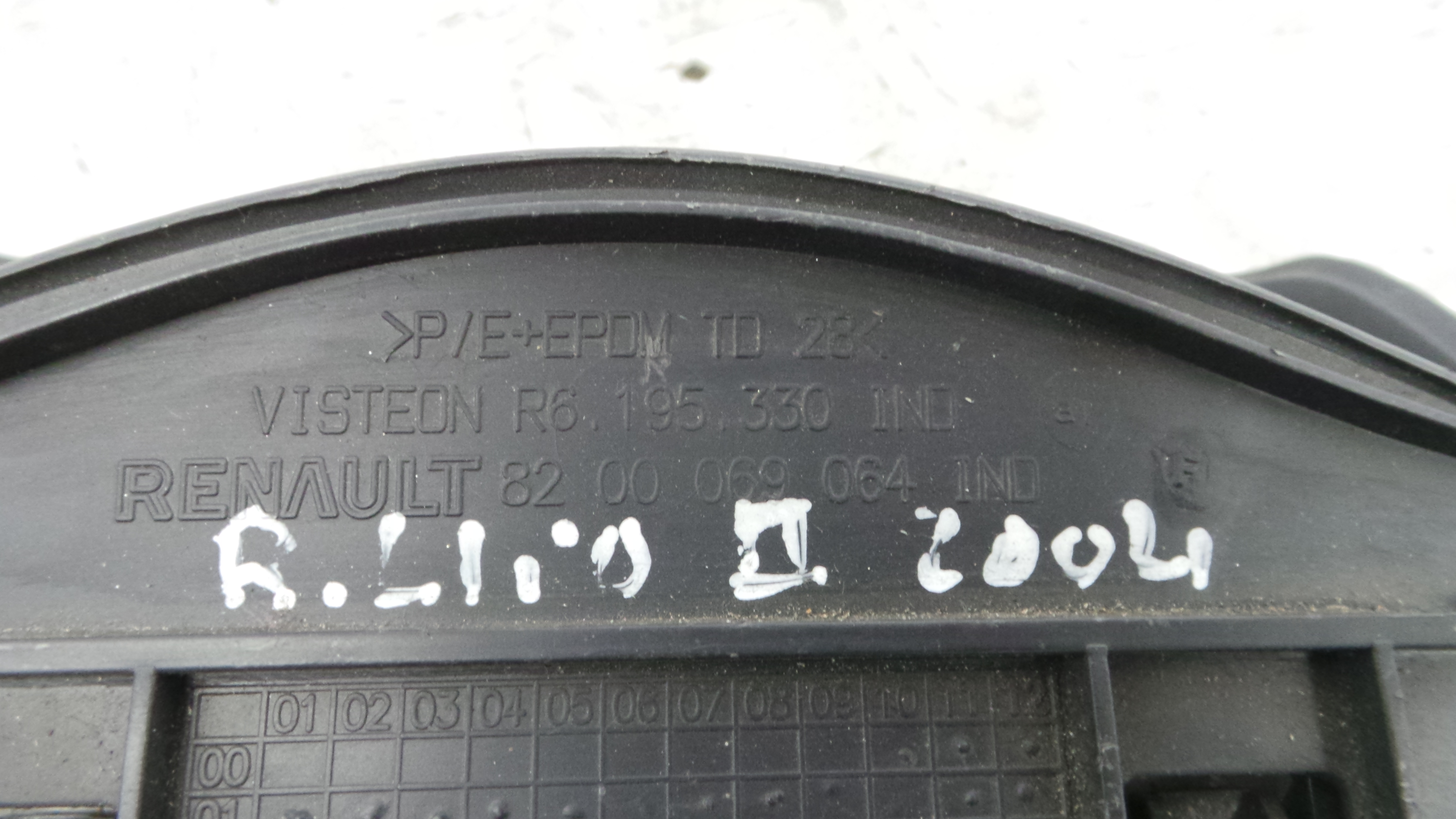 Display do Ar Condicionado / Rádio / GPS / DVD 8200028364A - RENAULT CLIO II (BB_, CB_), CLIO Mk II-37037384