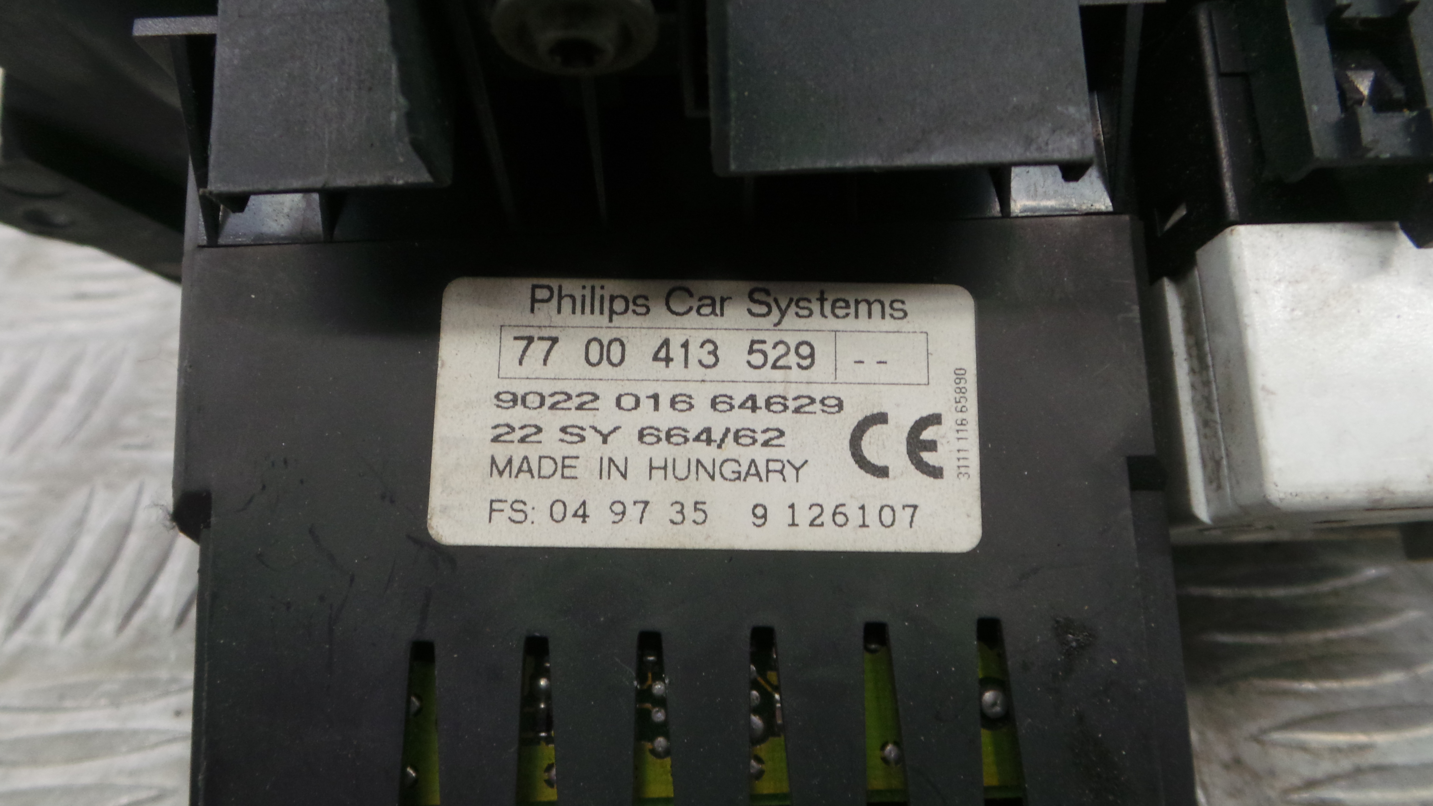 Display do Ar Condicionado / Rádio / GPS / DVD 7700413529 - RENAULT MEGANE Scénic (JA0/1_)-37037388