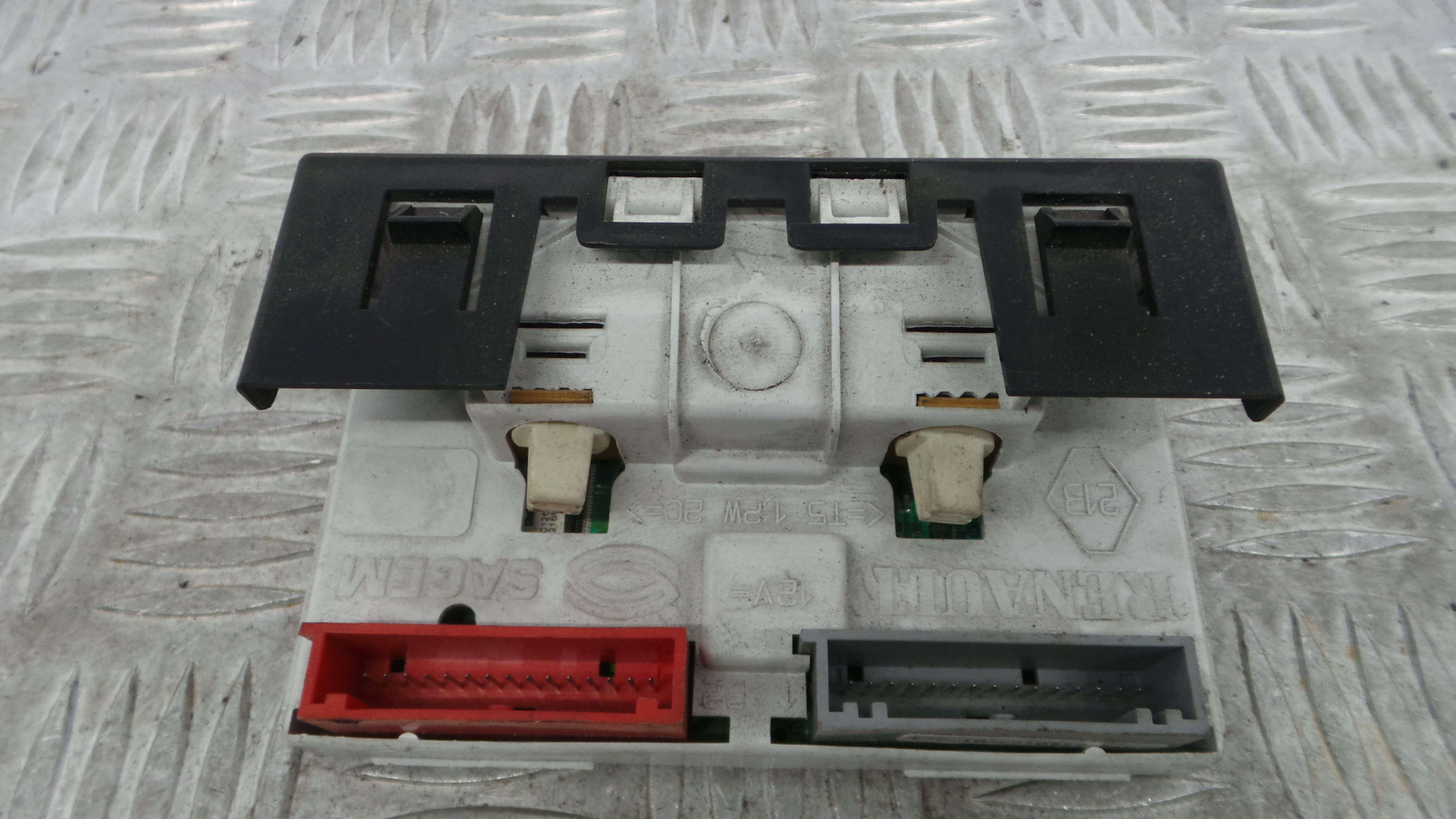 Display do Ar Condicionado / Rádio / GPS / DVD 8200028364A - RENAULT CLIO II (BB_, CB_), CLIO Mk II-37037406