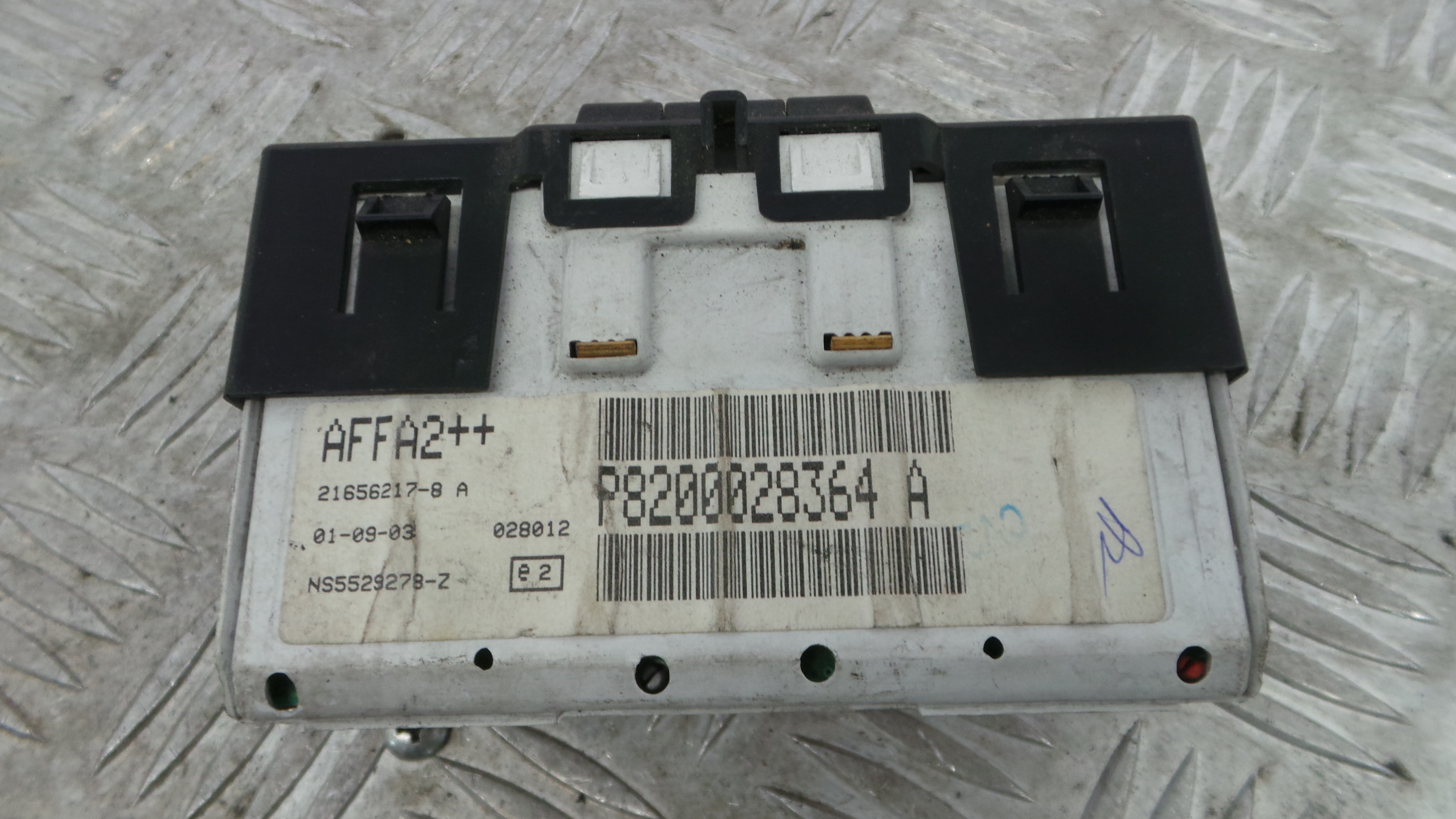 Display do Ar Condicionado / Rádio / GPS / DVD 8200028364A - RENAULT CLIO II (BB_, CB_), CLIO Mk II-37037406