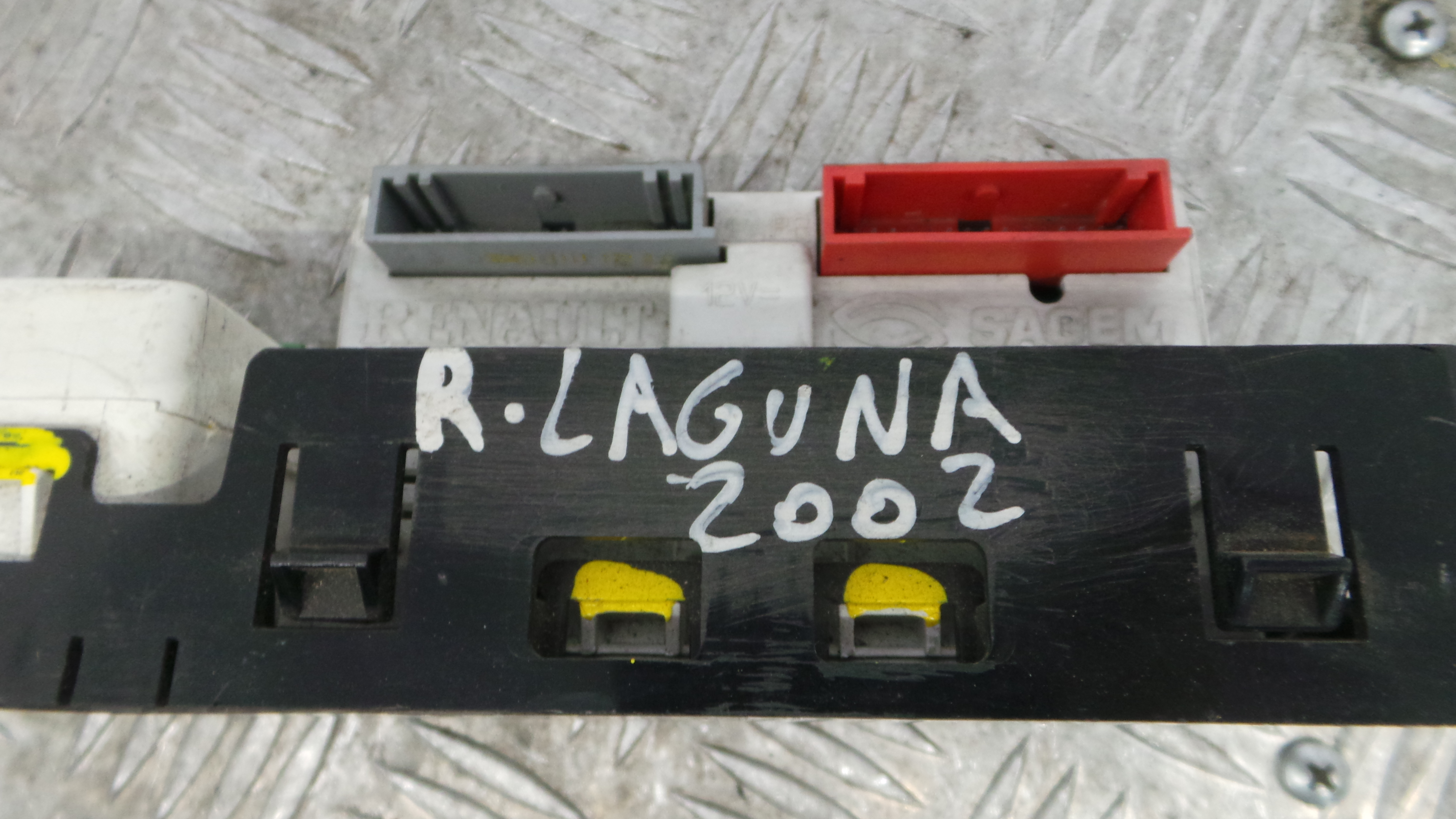 Display do Ar Condicionado / Rádio / GPS / DVD  - RENAULT LAGUNA II (BG0/1_)-37037440