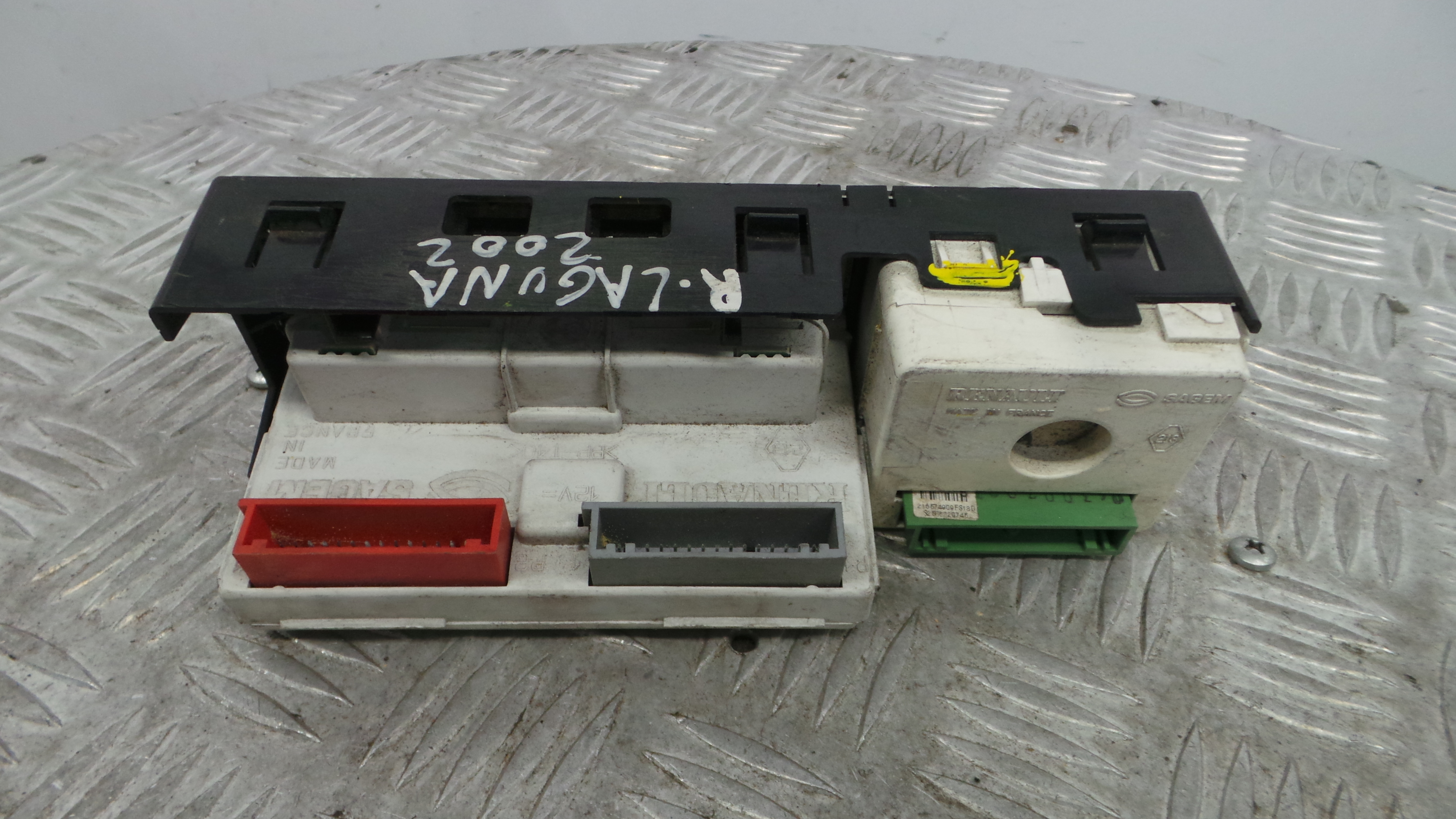 Display do Ar Condicionado / Rádio / GPS / DVD - RENAULT LAGUNA II (BG0/1_)-37037440