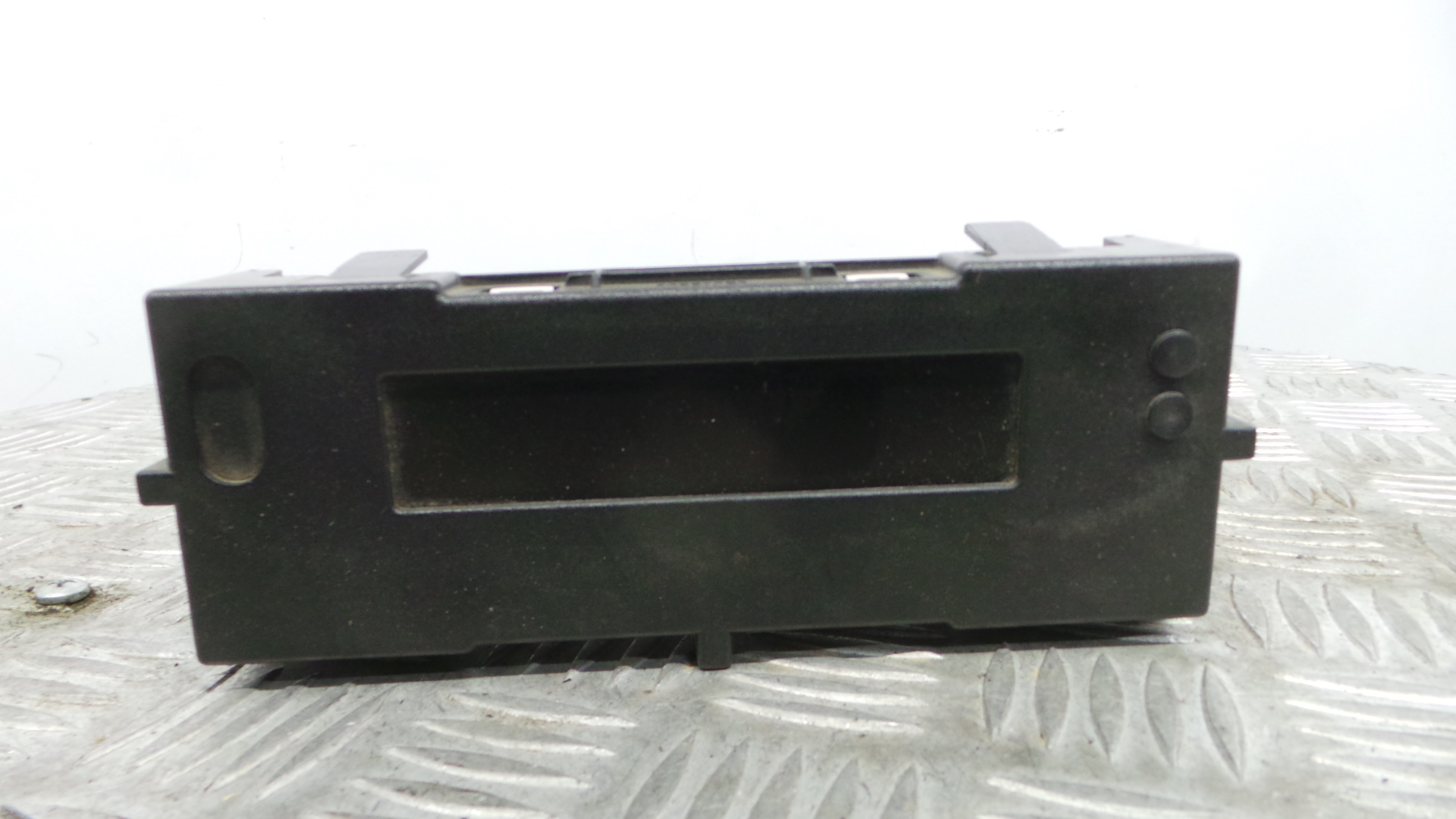 Display do Ar Condicionado / Rádio / GPS / DVD 8200307273-C - RENAULT CLIO III (BR0/1, CR0/1)-37037443