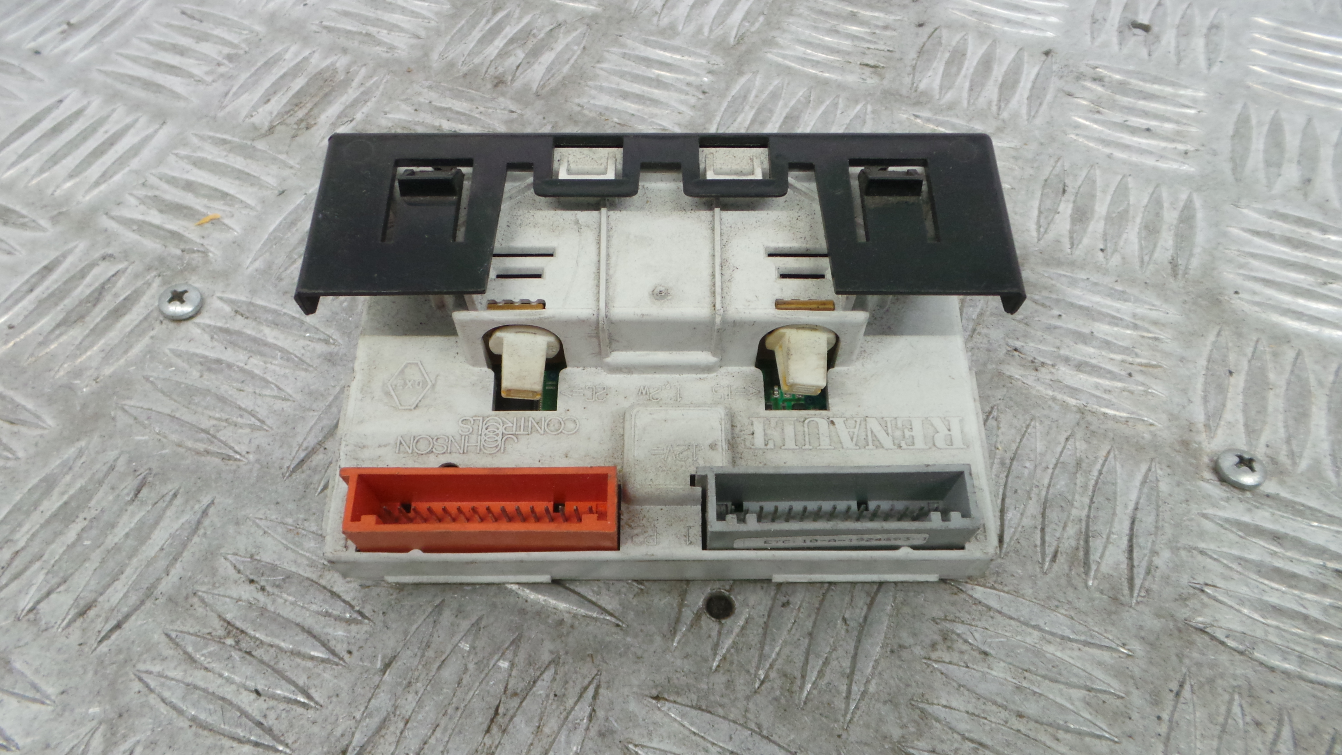 Display do Ar Condicionado / Rádio / GPS / DVD 8200028364-A - RENAULT CLIO III (BR0/1, CR0/1)-37037574