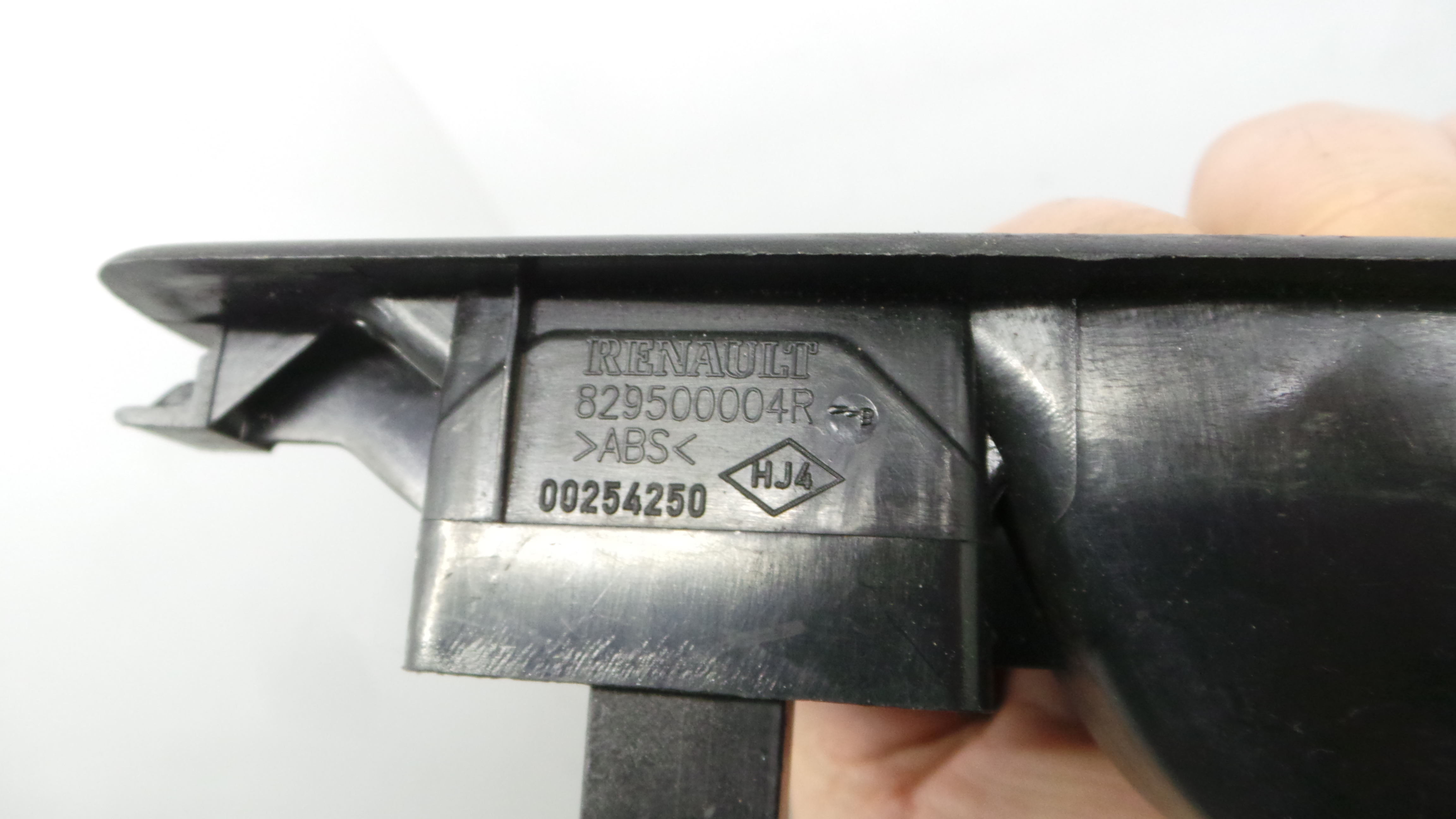Interruptor / Comando Elevador Vidro Trás Dto 829500004R - RENAULT MEGANE III Hatchback (BZ0/1_, B3-37039205