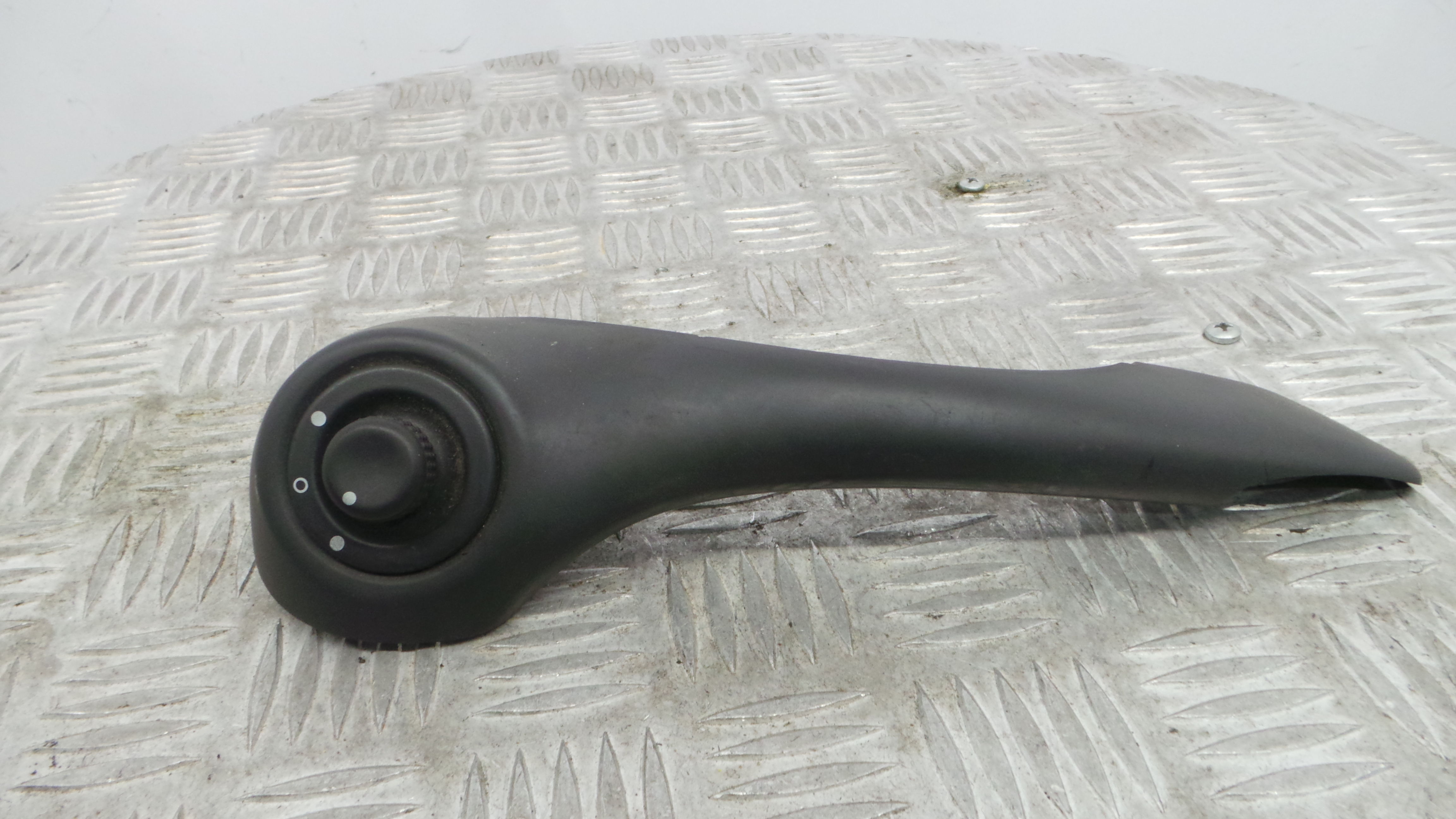 Comando Retrovisores 8200316977G - RENAULT CLIO III (BR0/1, CR0/1)-37039514