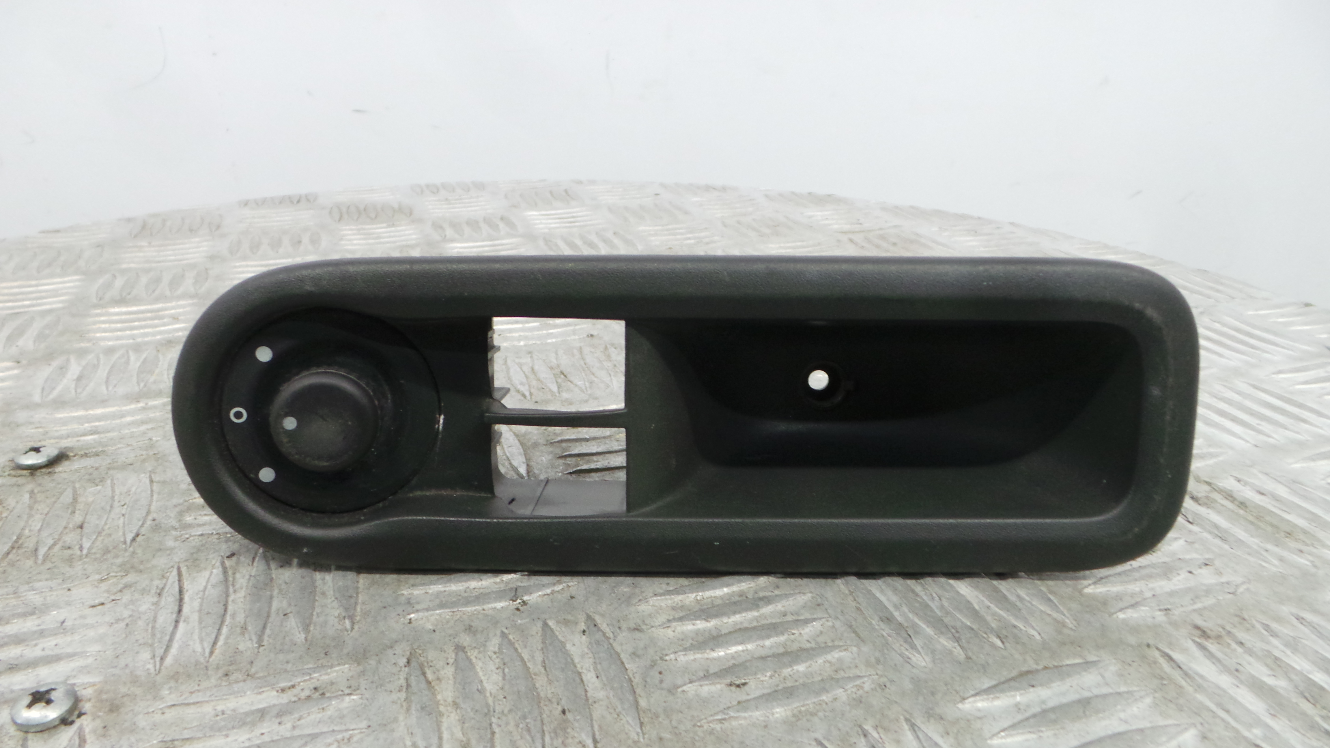 Interruptor / Comando Elevador Vidro Frente Esq  254009494R - RENAULT CLIO III (BR0/1, CR0/1)-37039546