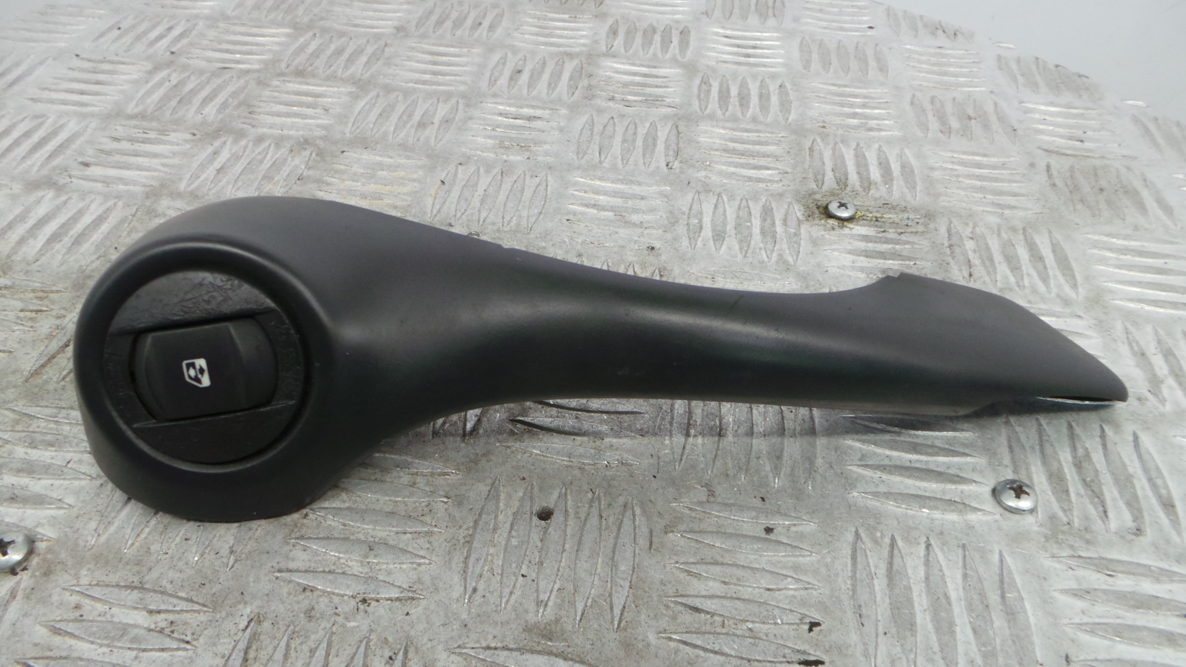 Interruptor / Comando Elevador Vidro Frente Esq  8200316977G - RENAULT CLIO III (BR0/1, CR0/1)-37039621