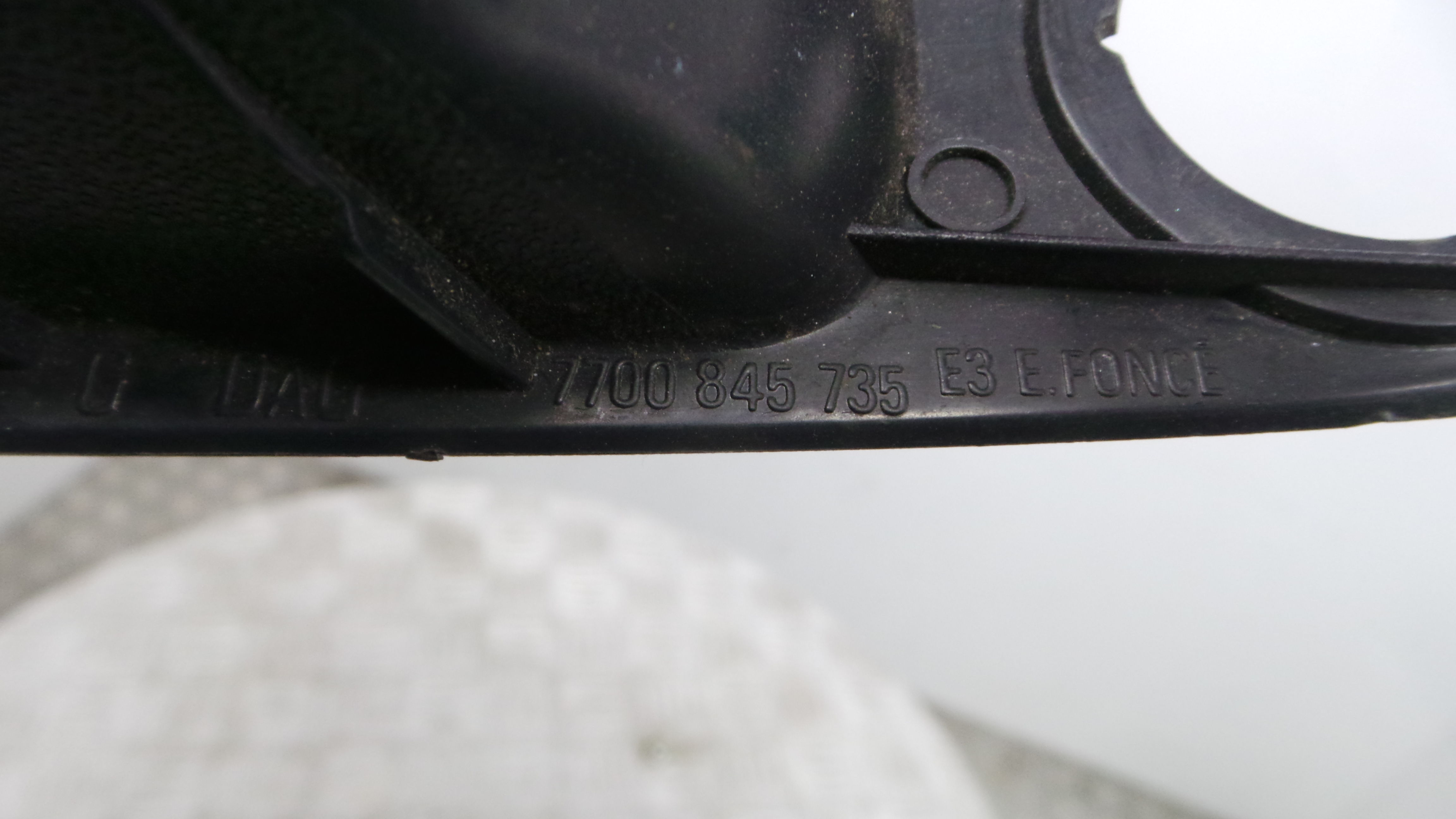 Interruptor / Comando Elevador Vidro Frente Esq  7700845735 - RENAULT CLIO II (BB_, CB_), CLIO Mk II-37039901