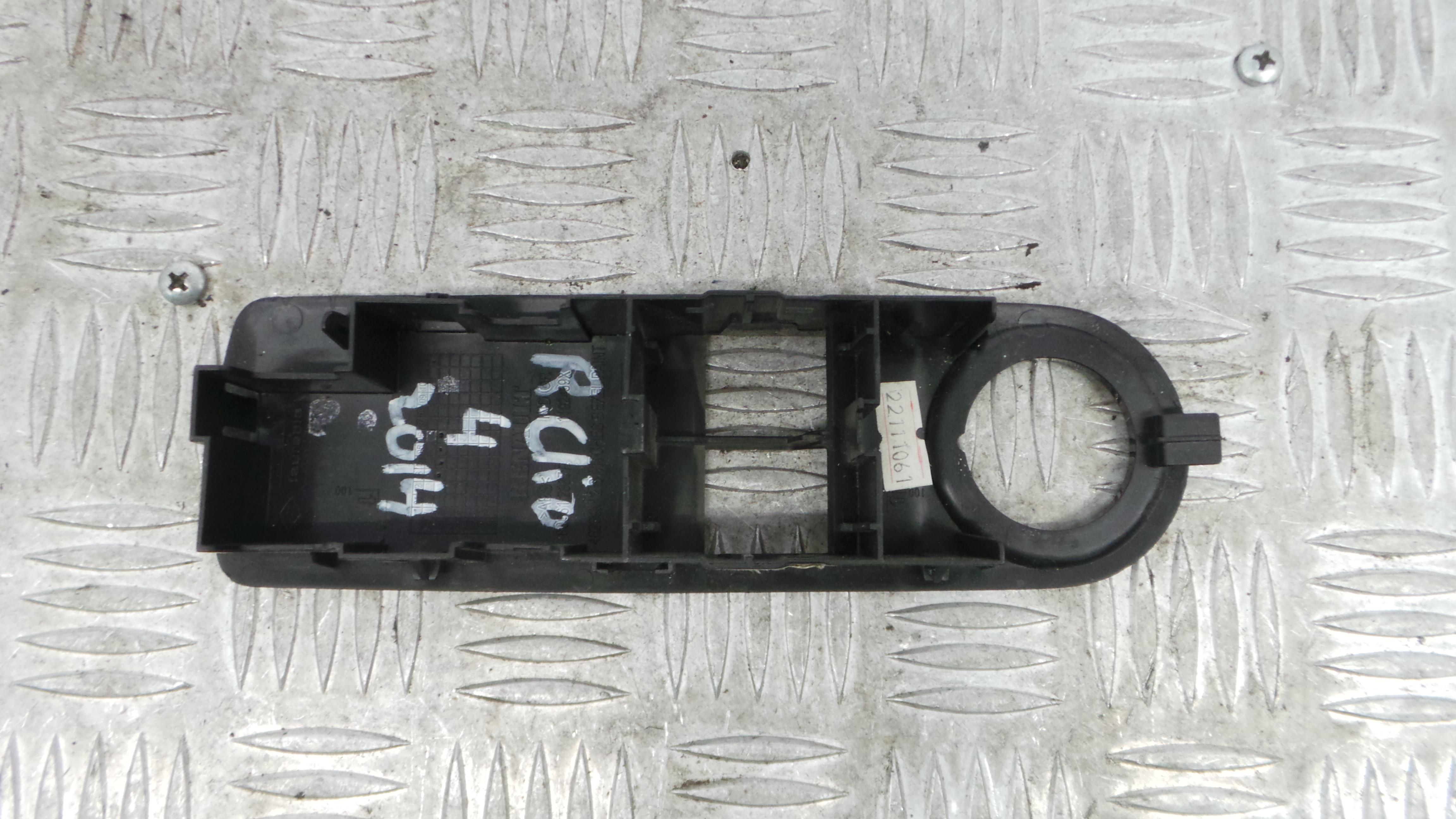 Interruptor / Comando Elevador Vidro Frente Esq  809612367R - RENAULT CLIO IV (BH_)-37039926