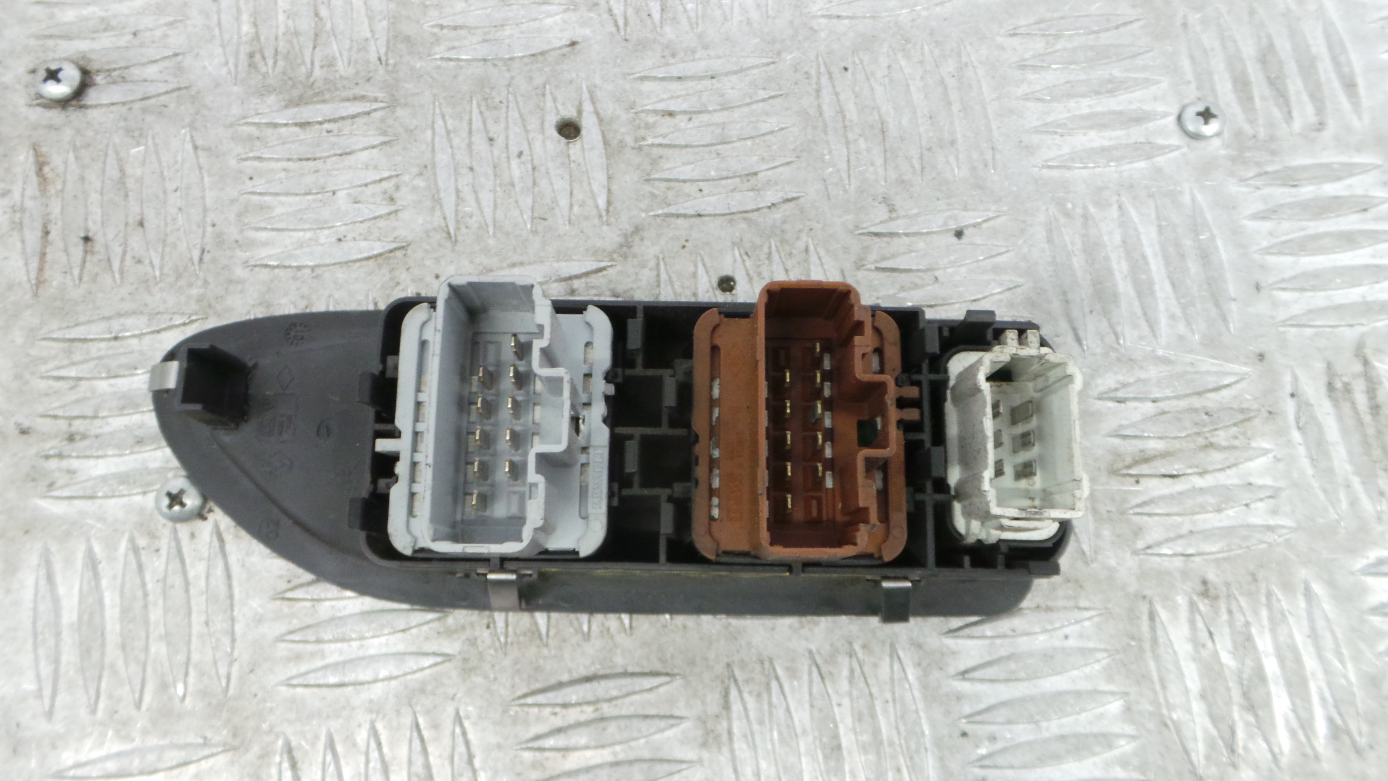 Interruptor / Comando Elevador Vidro Frente Esq   - RENAULT LAGUNA II (BG0/1_)-37039958