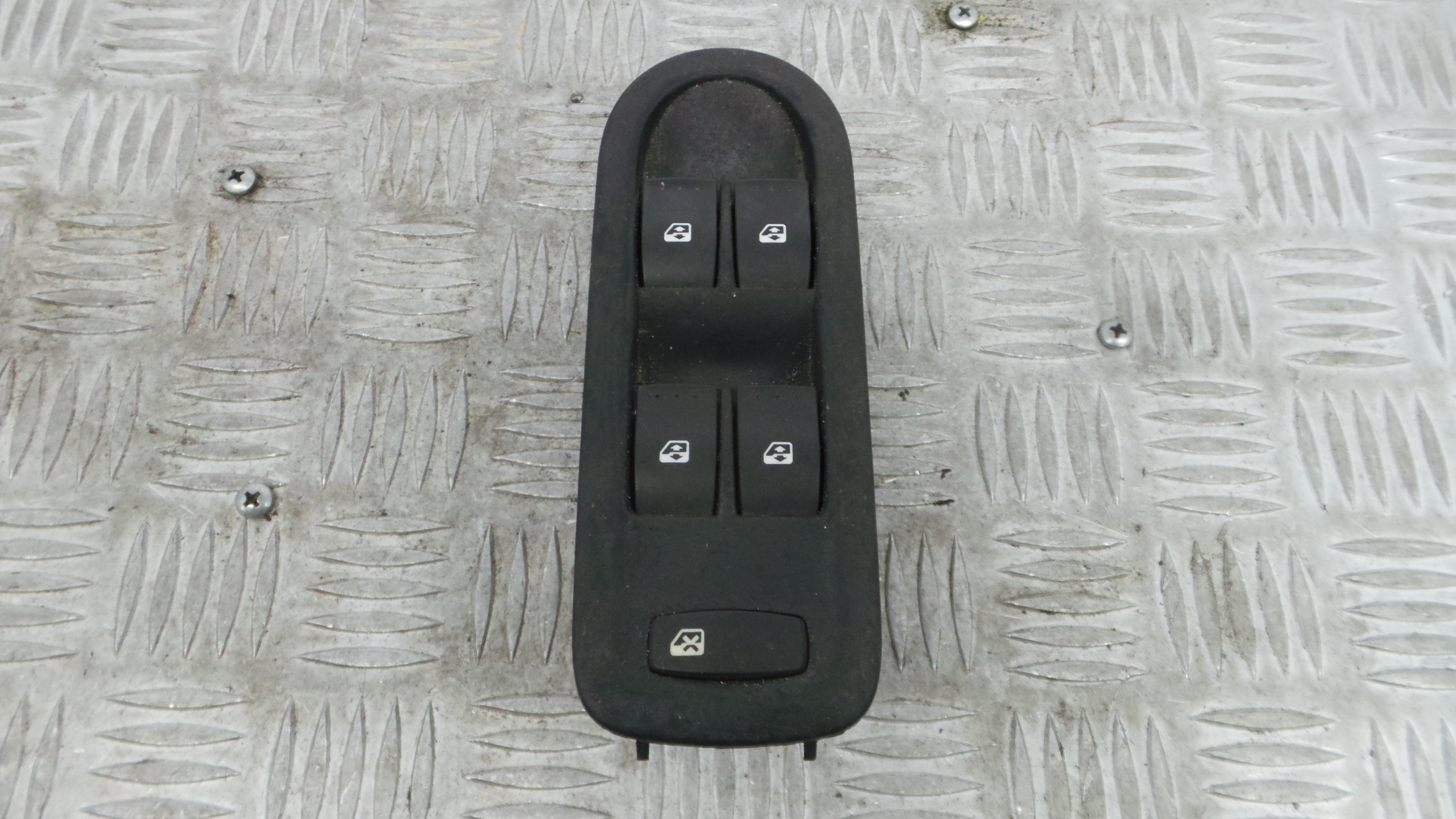 Interruptor / Comando Elevador Vidro Frente Esq  8200160603 - RENAULT SCÉNIC III (JZ0/1_)-37040012