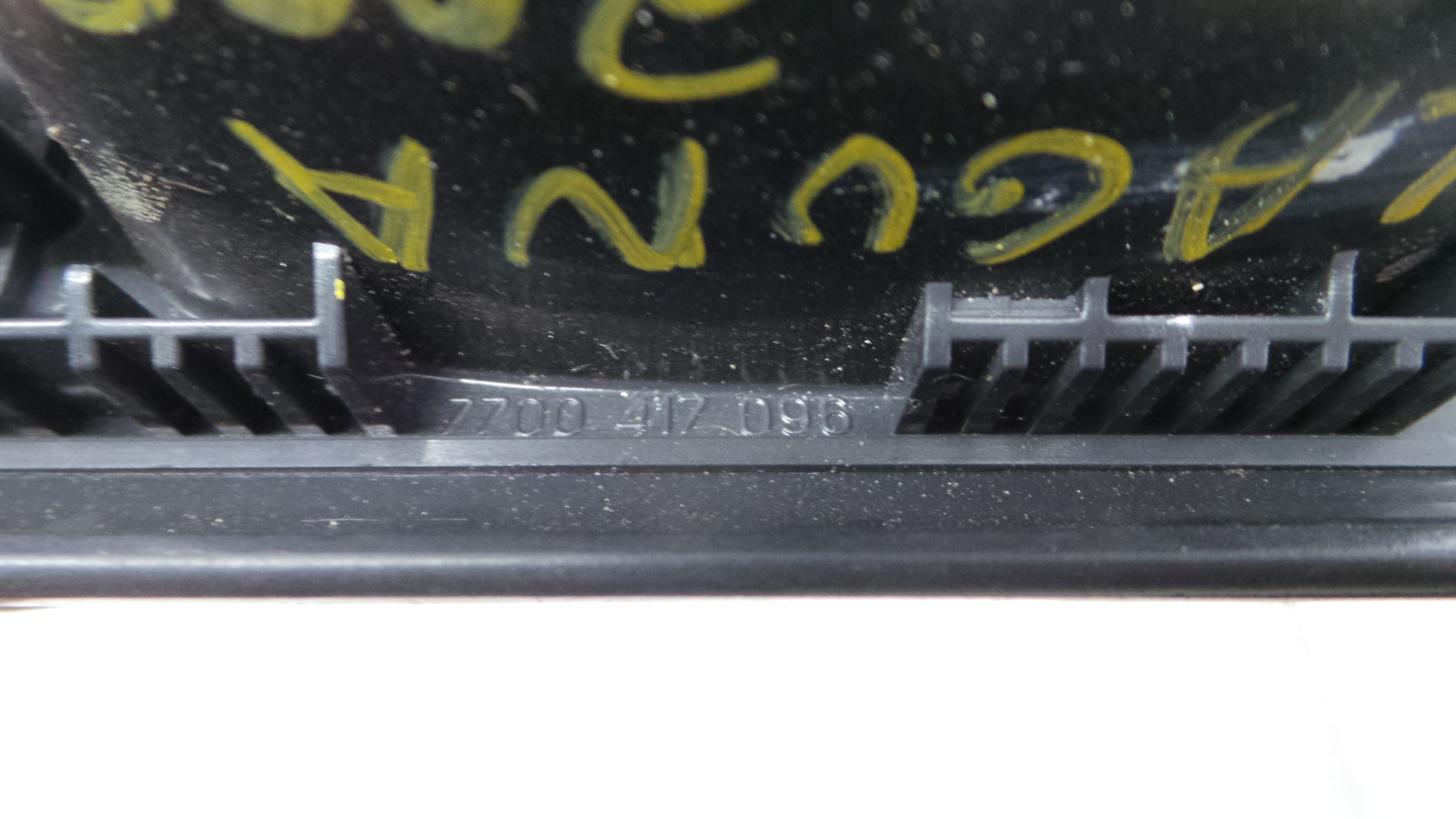 Interruptor / Comando Elevador Vidro Trás Esq 7700417096 - RENAULT LAGUNA I (B56_, 556_)-37040018