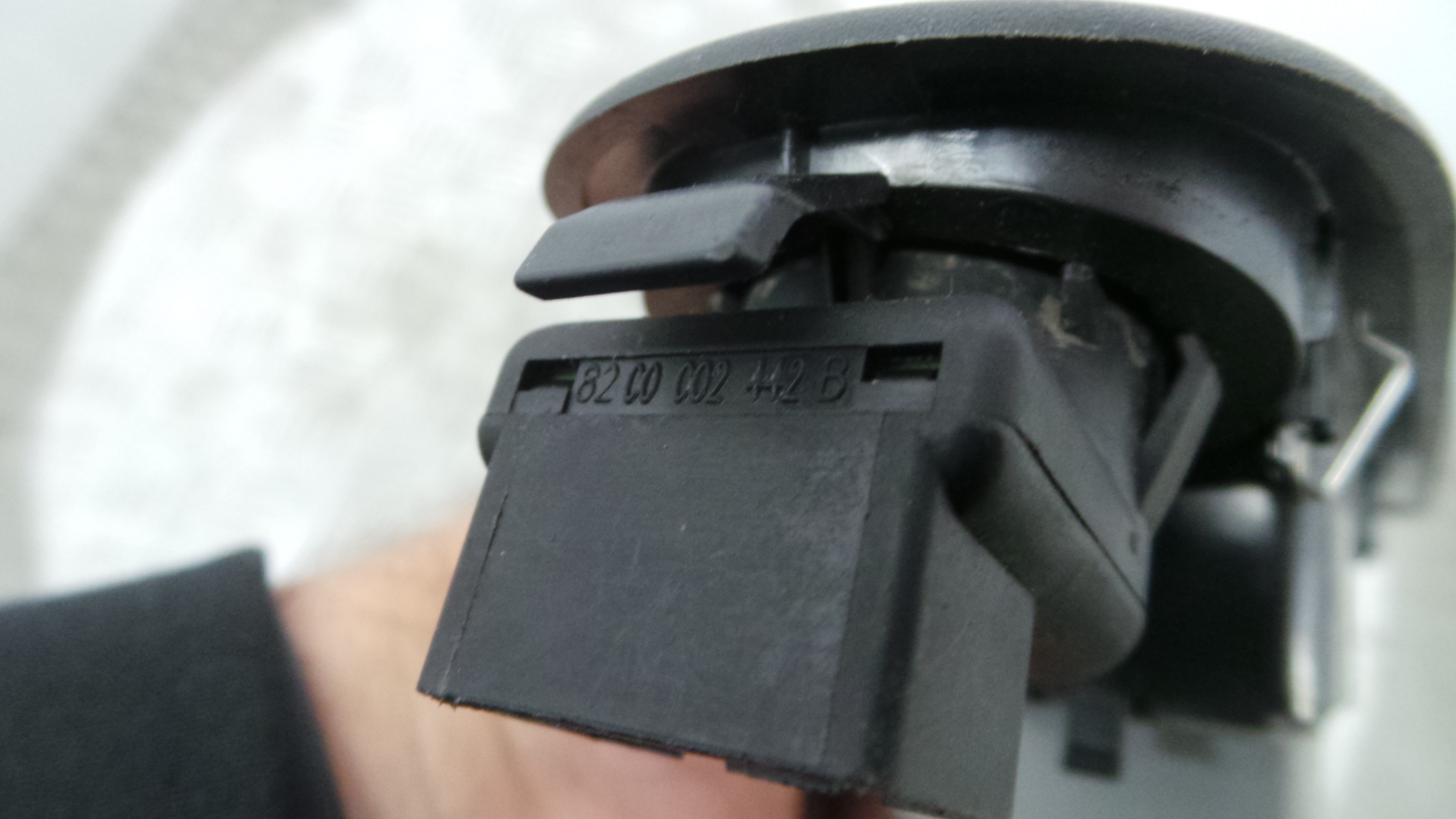 Interruptor / Comando Elevador Vidro Frente Esq  8200356515 - RENAULT CLIO III (BR0/1, CR0/1)-37040023