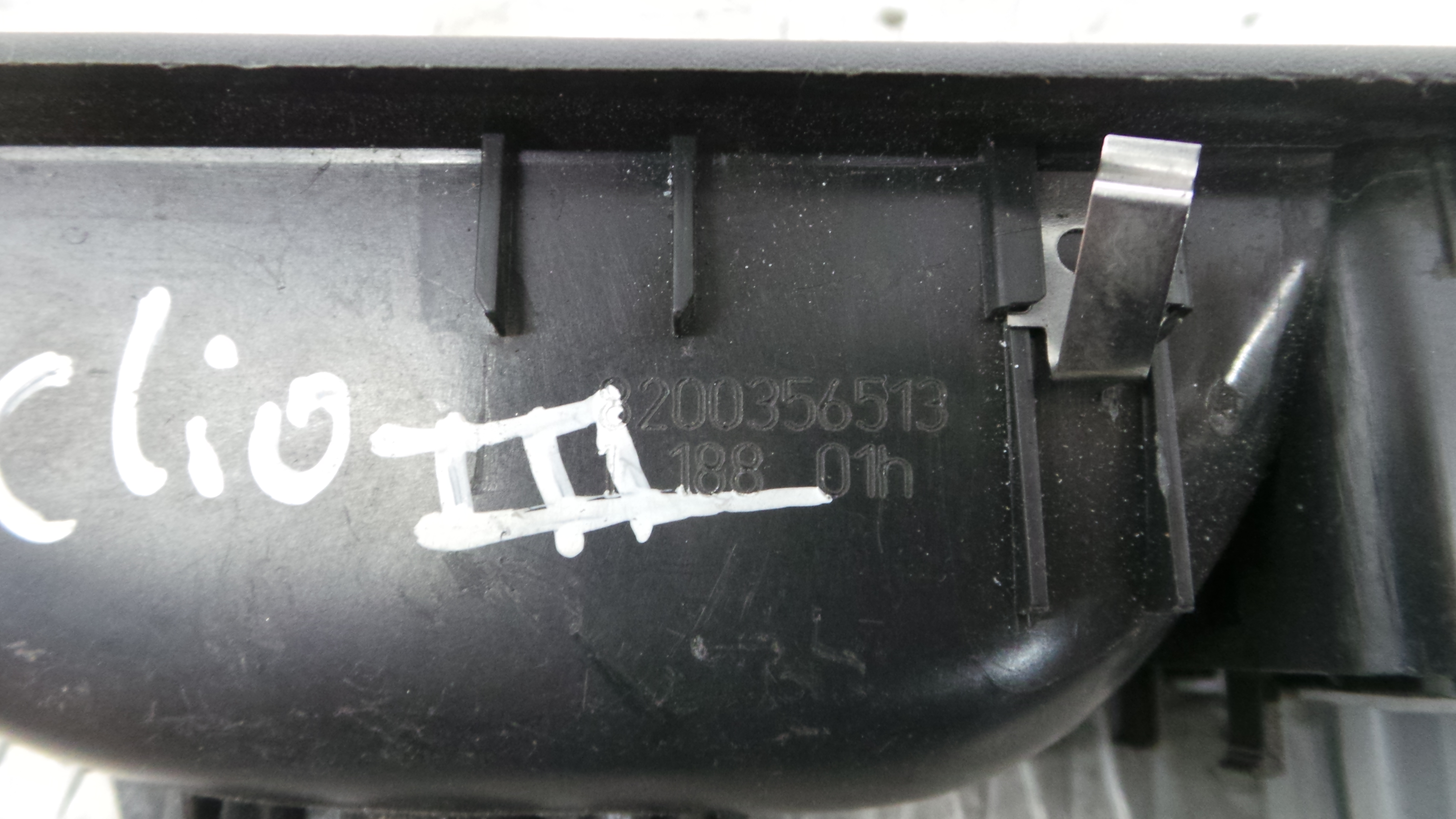 Interruptor / Comando Elevador Vidro Frente Esq  8200356513 - RENAULT CLIO III (BR0/1, CR0/1)-37040702