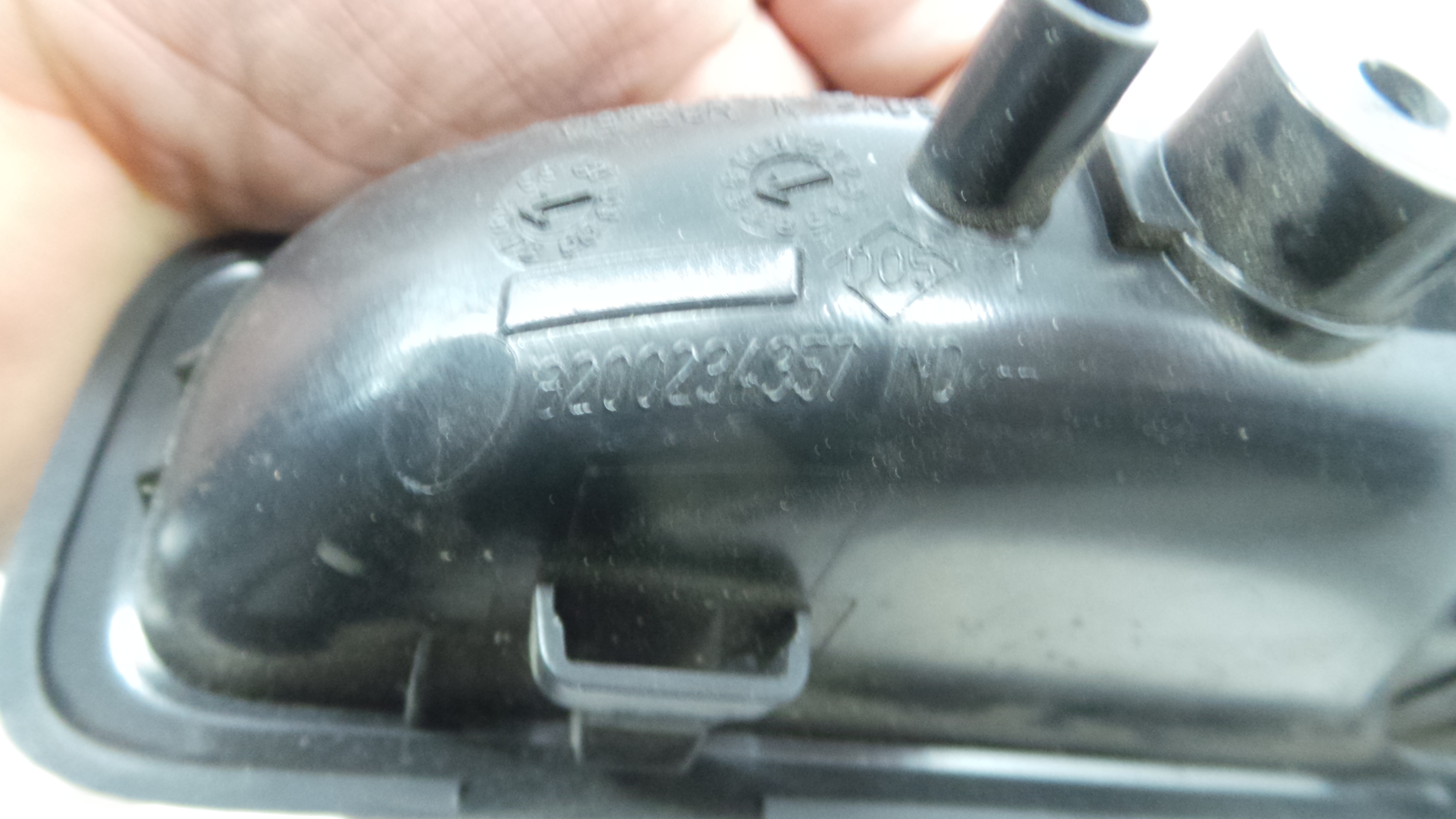 Interruptor / Comando Elevador Vidro Trás Esq 8200234357 - RENAULT CLIO III (BR0/1, CR0/1)-37040705