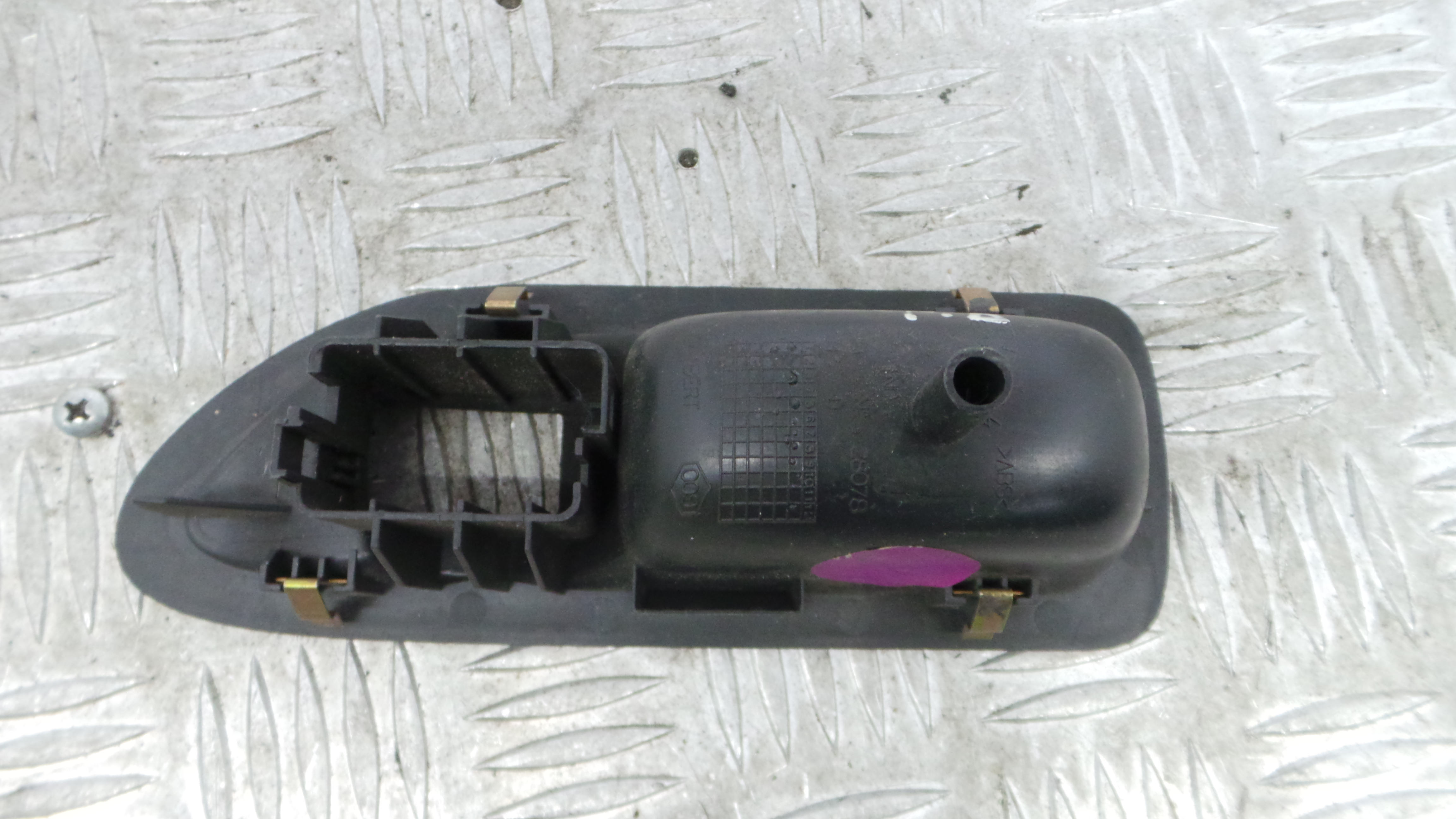 Interruptor / Comando Elevador Vidro Trás Dto 8200016014 - RENAULT LAGUNA II (BG0/1_)-37040726