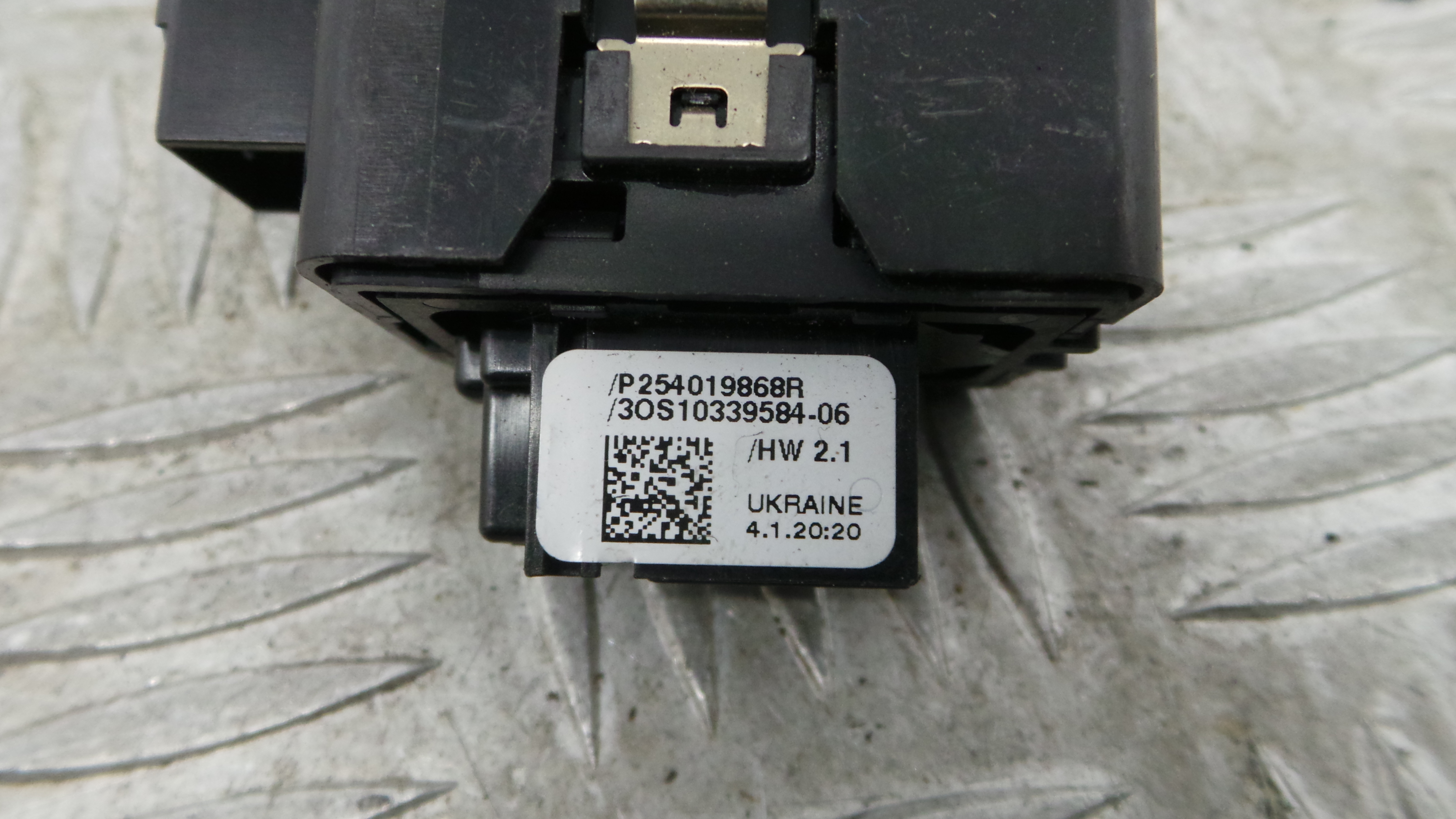 Interruptor / Comando Elevador Vidro Frente Dto  254019868R - RENAULT CLIO V (B7_)-37040864
