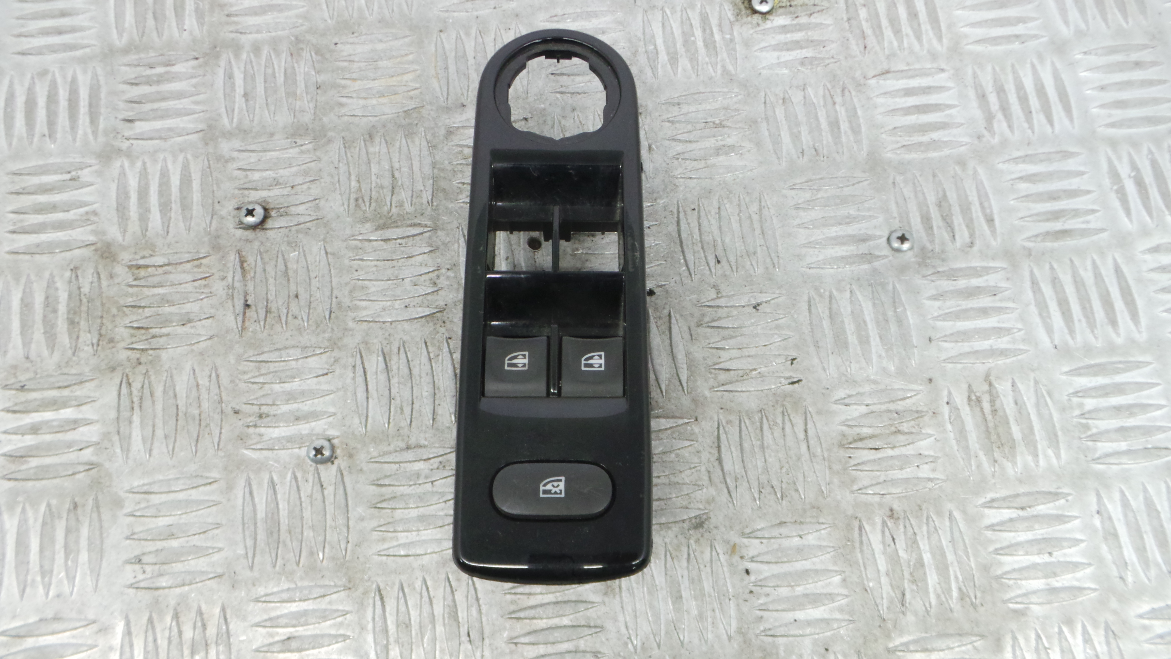 Interruptor / Comando Elevador Vidro Frente Esq  254113300R - RENAULT CLIO IV (BH_)-37040877