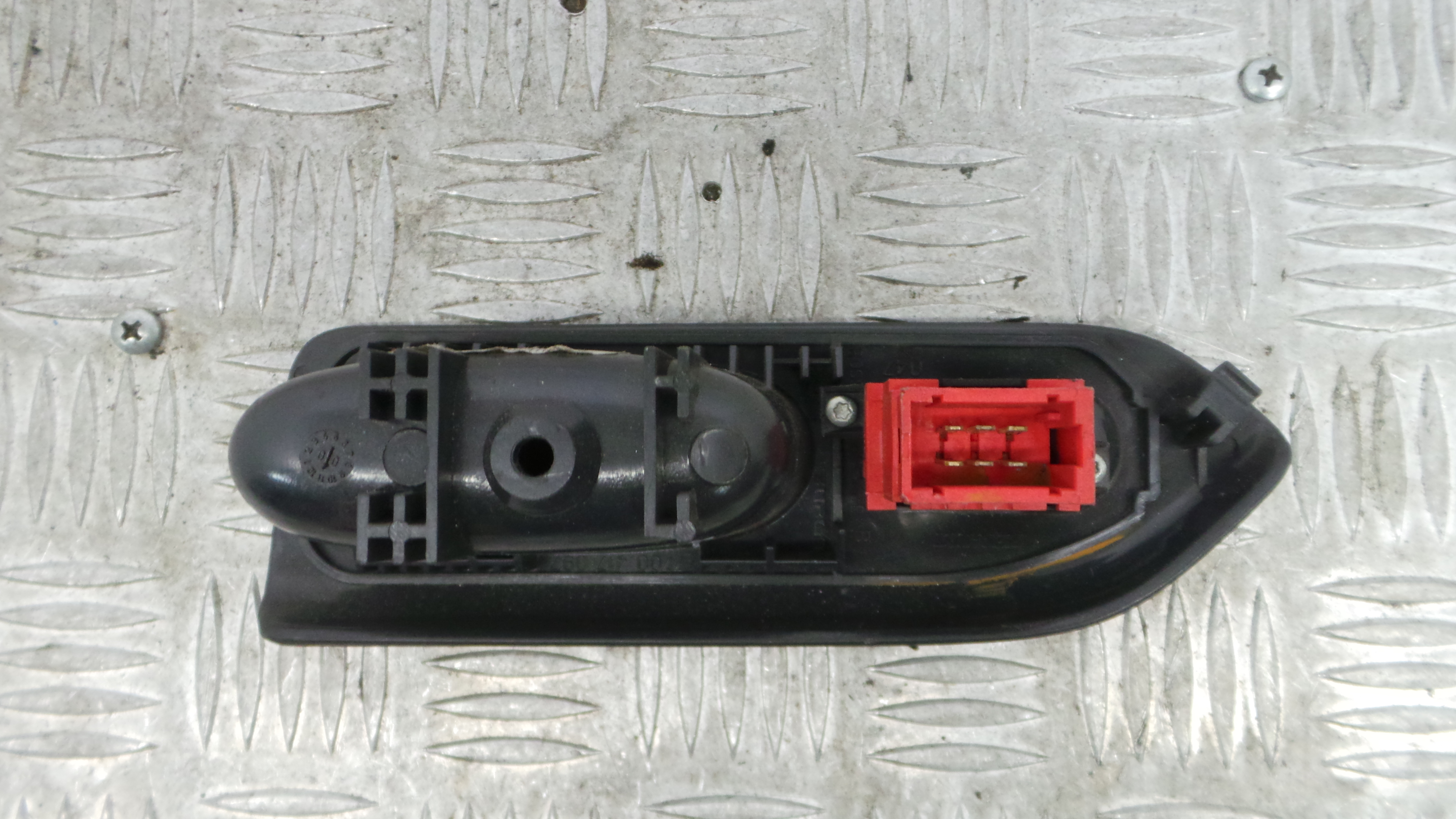 Interruptor / Comando Elevador Vidro Trás Dto 7700417097 - RENAULT LAGUNA I (B56_, 556_)-37040967