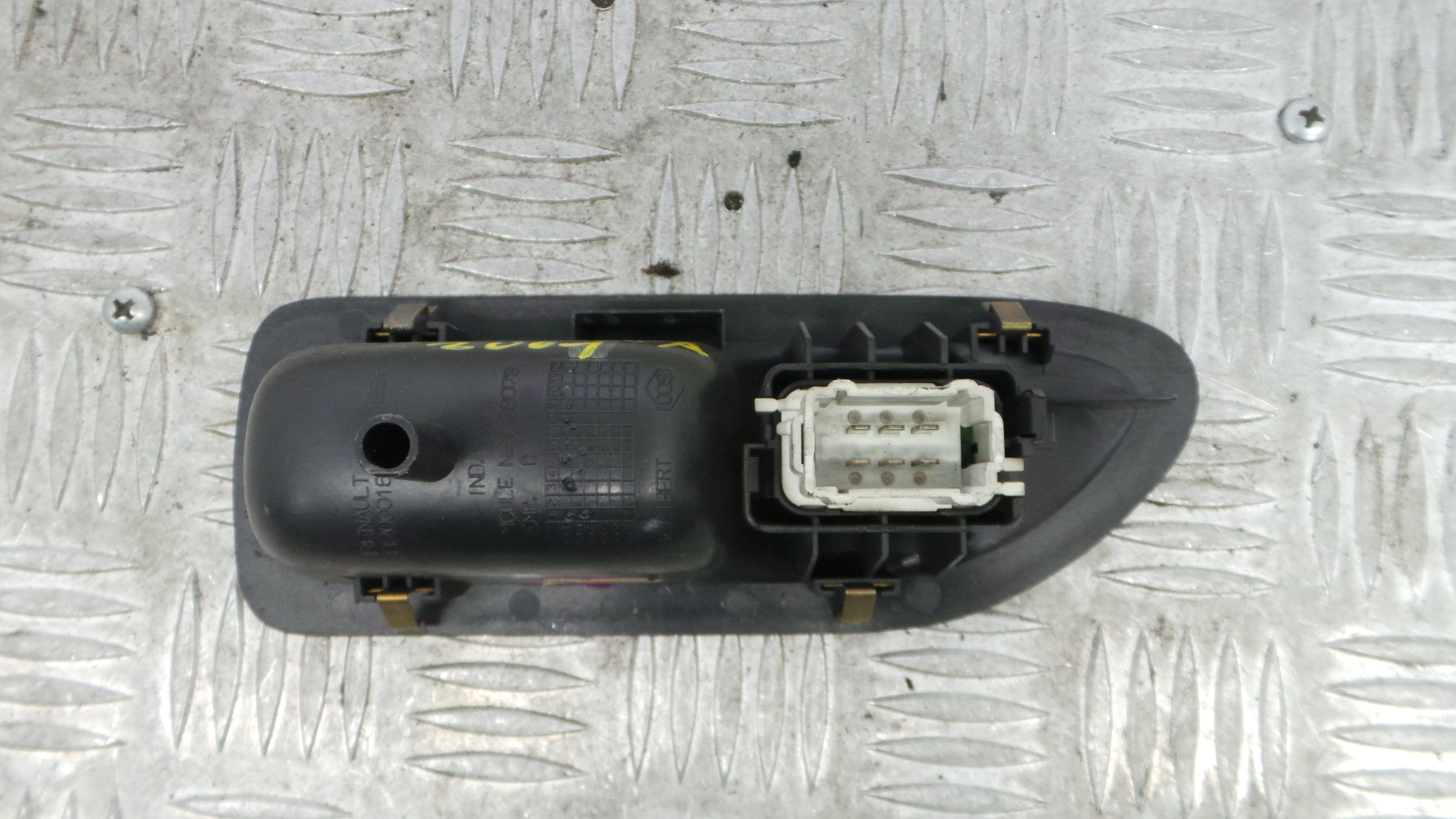 Interruptor / Comando Elevador Vidro Trás Dto 8200016014 - RENAULT LAGUNA II (BG0/1_)-37040972