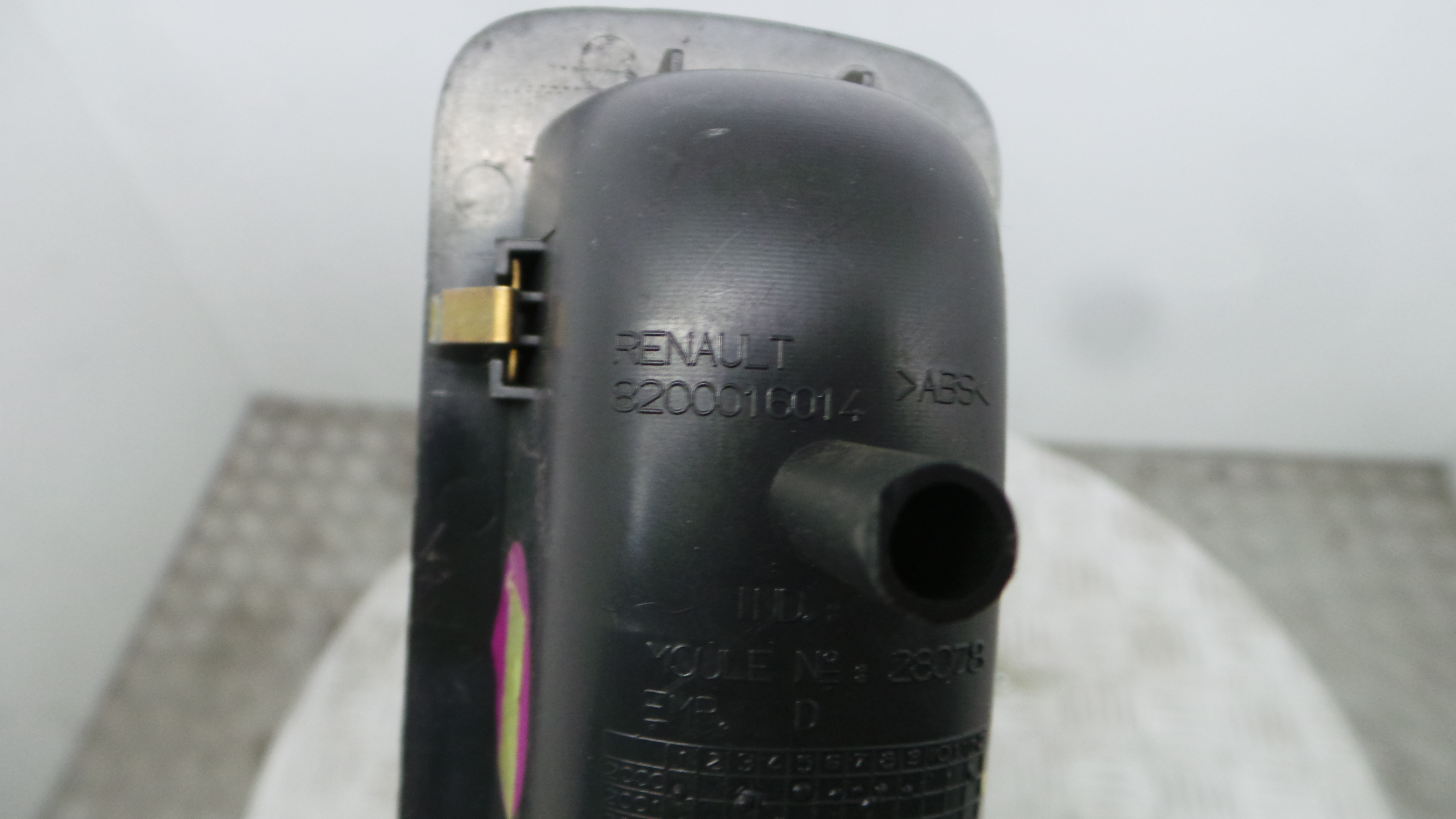 Interruptor / Comando Elevador Vidro Trás Dto 8200016014 - RENAULT LAGUNA II (BG0/1_)-37040972