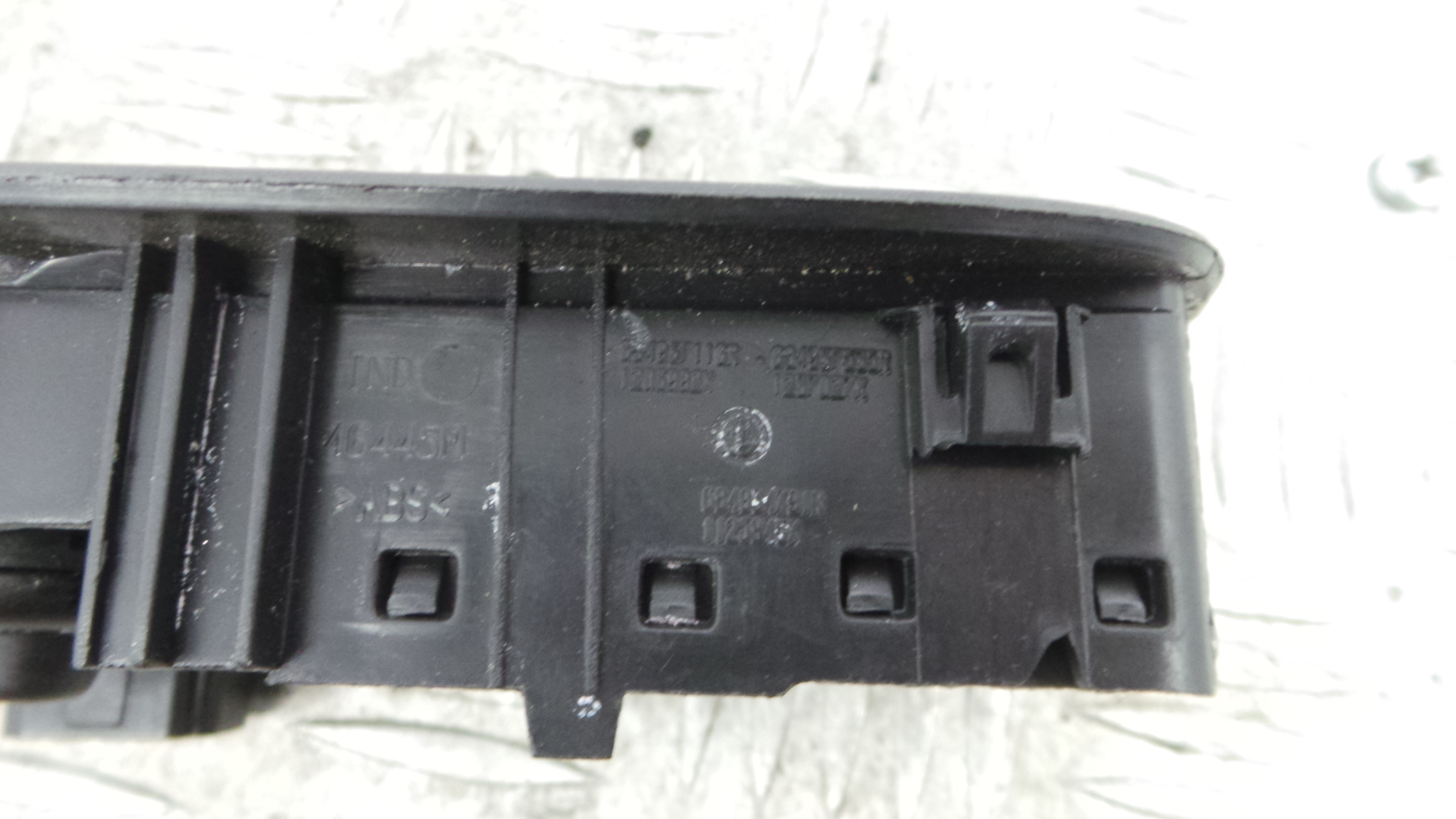 Comando Retrovisores 255704649R - DACIA SANDERO II-37041031