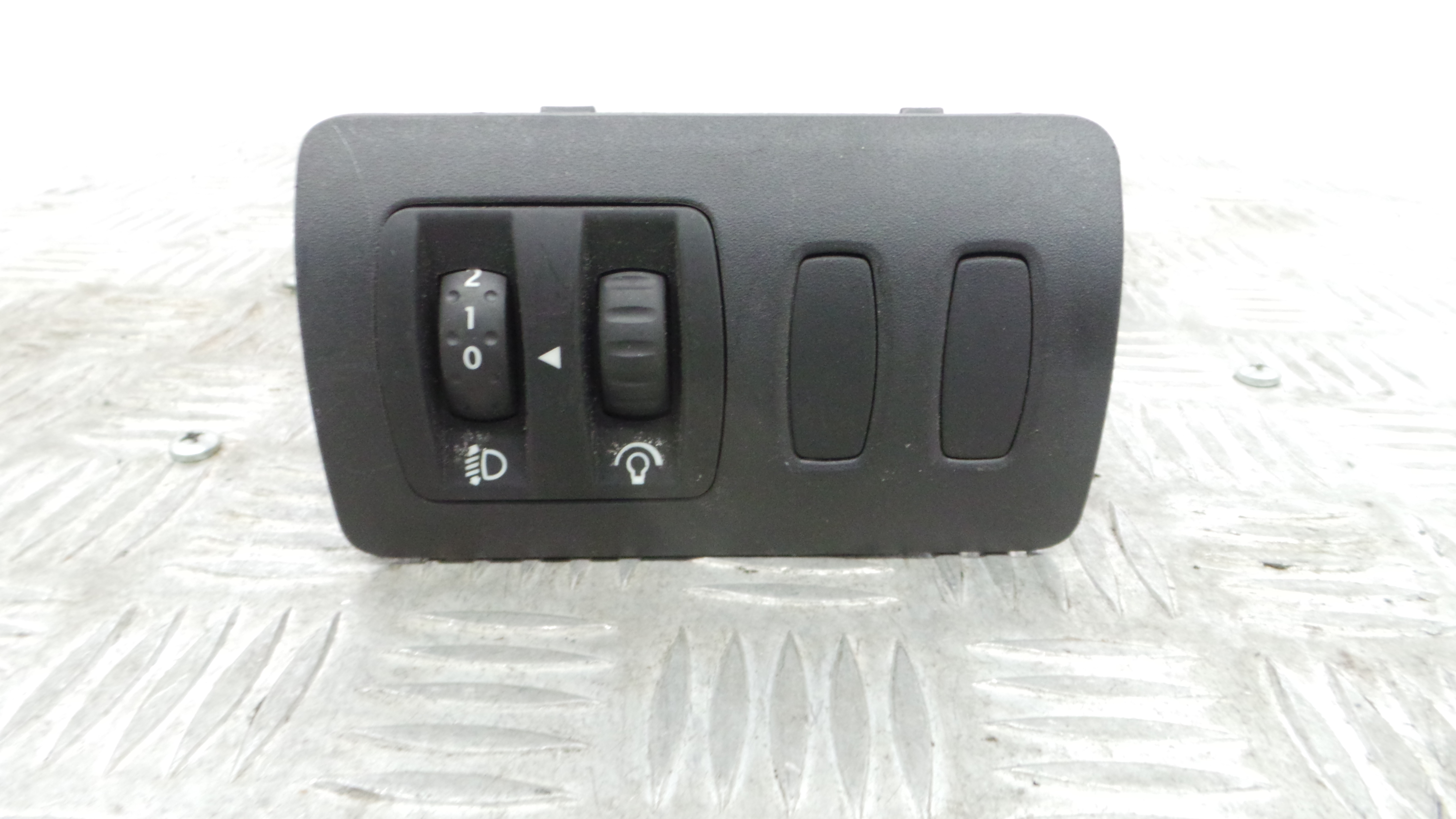 Comando de Regulação dos Faróis  8200407756 - RENAULT CLIO III (BR0/1, CR0/1)-37042143