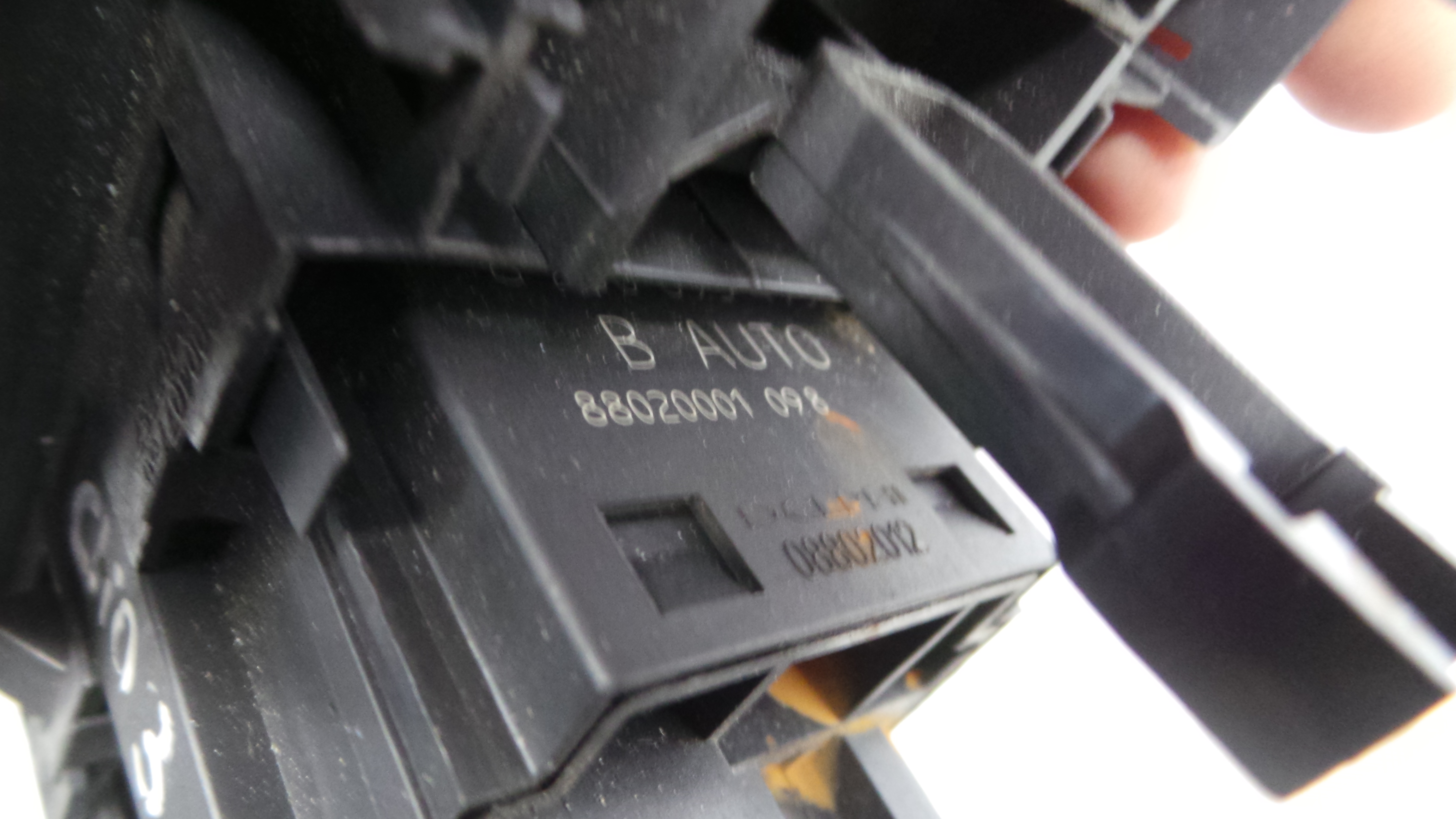 Comando de Regulação dos Faróis  8200407756 - RENAULT CLIO III (BR0/1, CR0/1)-37042143