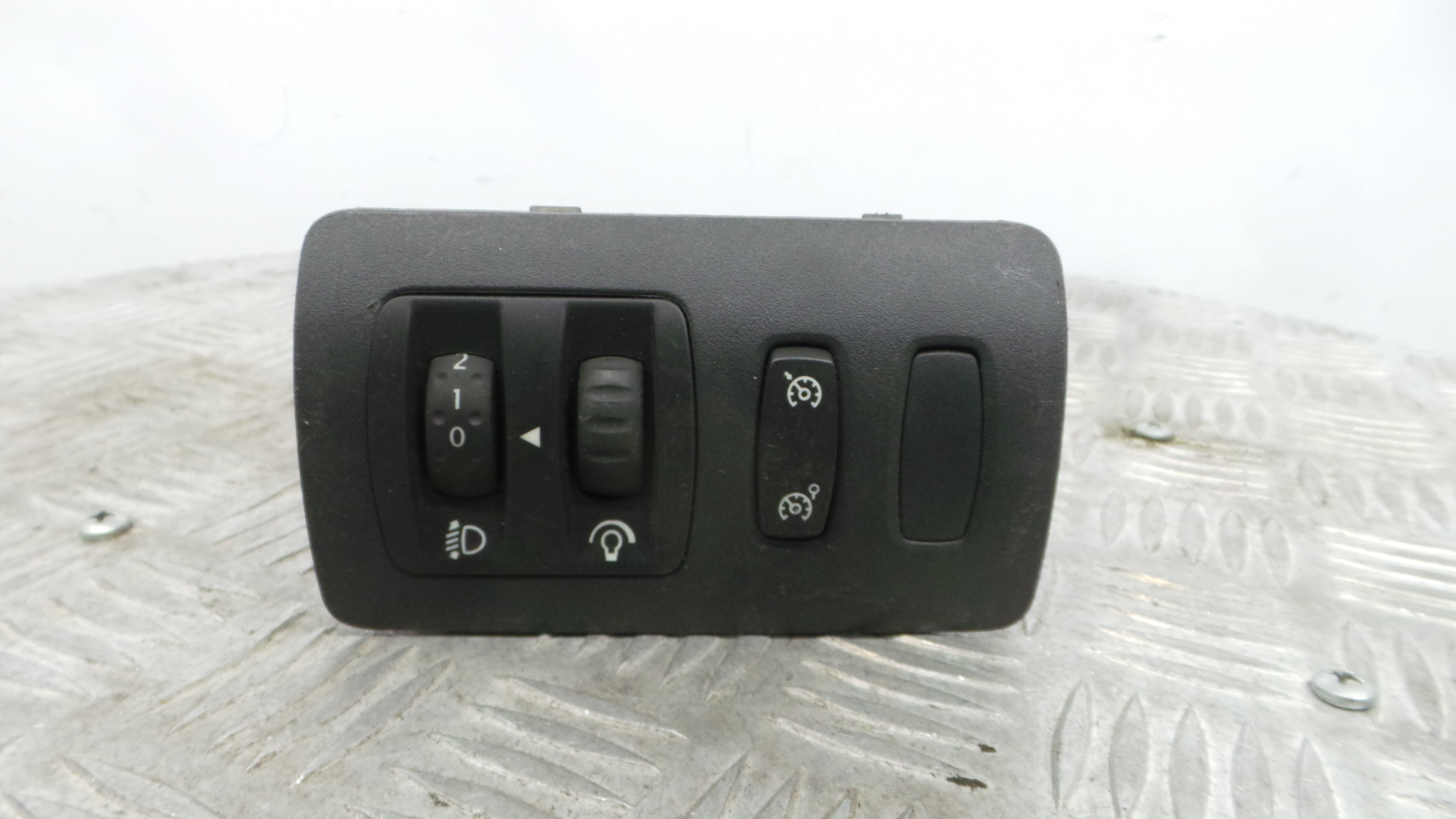 Comando de Regulação dos Faróis  8200407756 - RENAULT CLIO III (BR0/1, CR0/1)-37042179