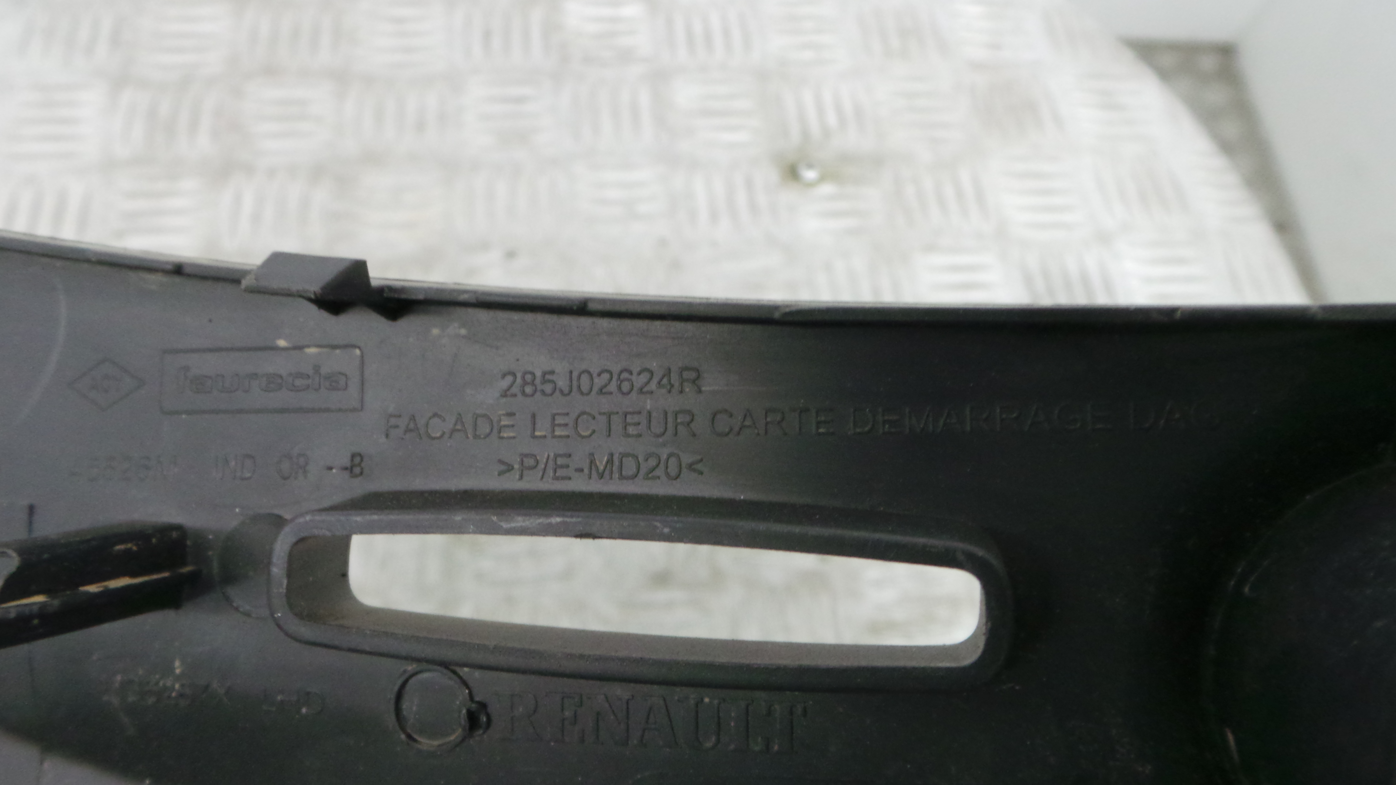 Botão Start/Stop 285J02624R - RENAULT CLIO IV (BH_)-37042229