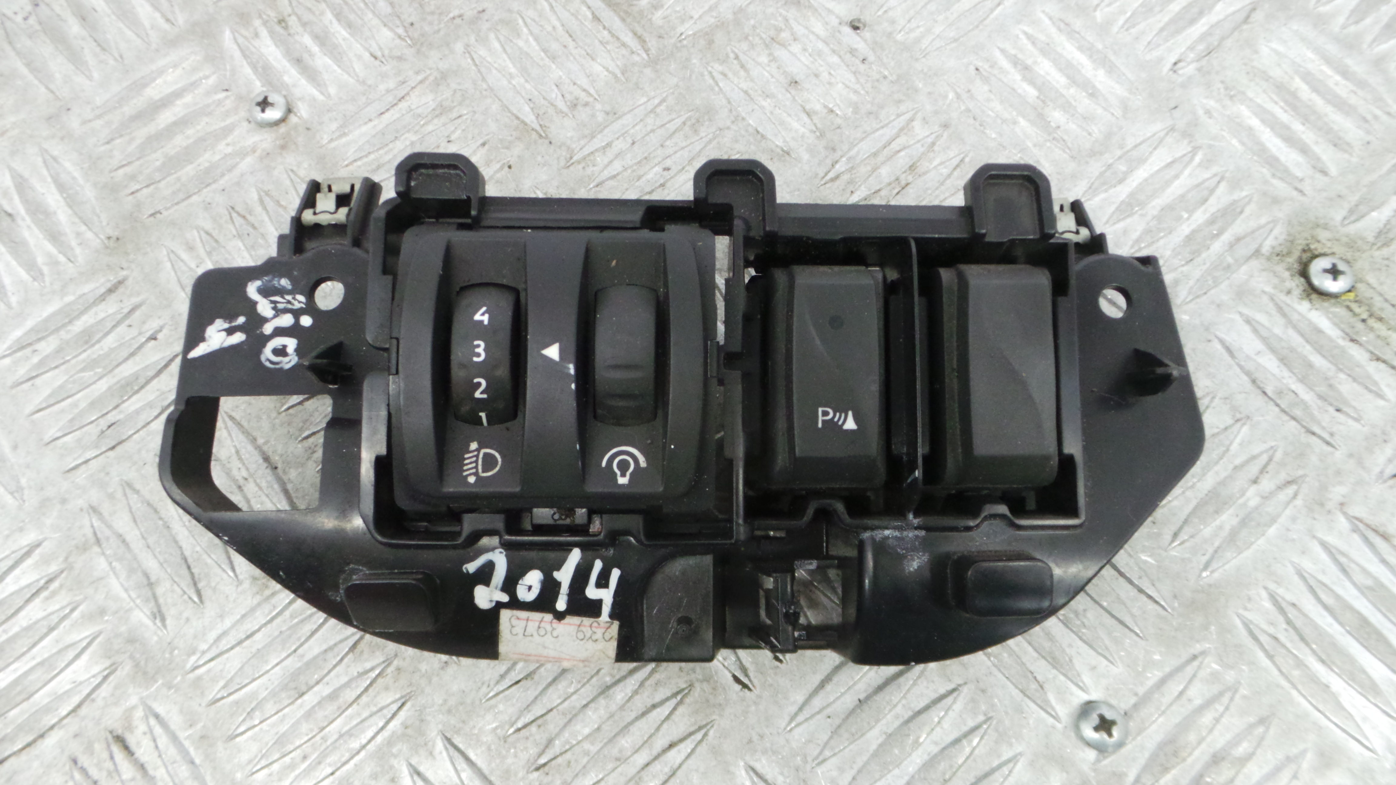 Comando de Regulação dos Faróis  1136154X - RENAULT CLIO IV (BH_)-37042506